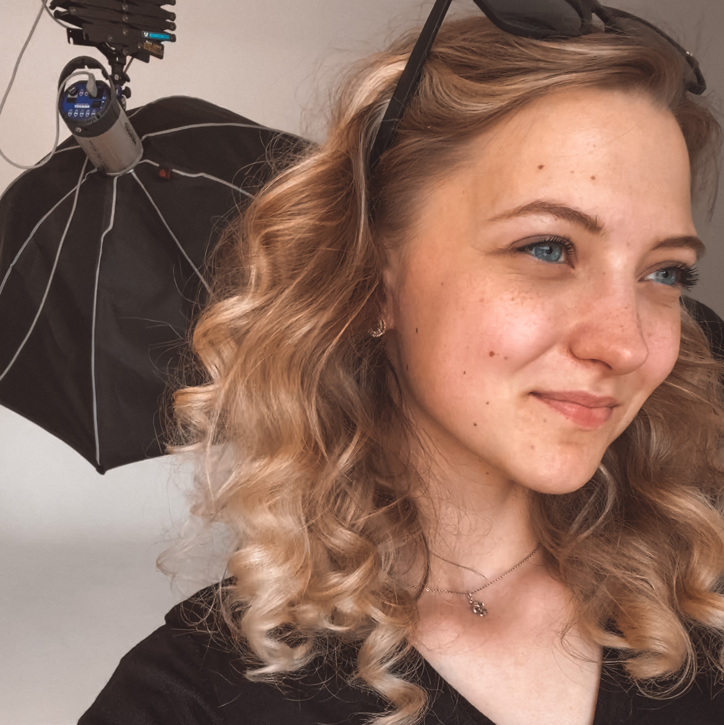 Контакты. Алена Смирнова — фотограф и видеомейкер