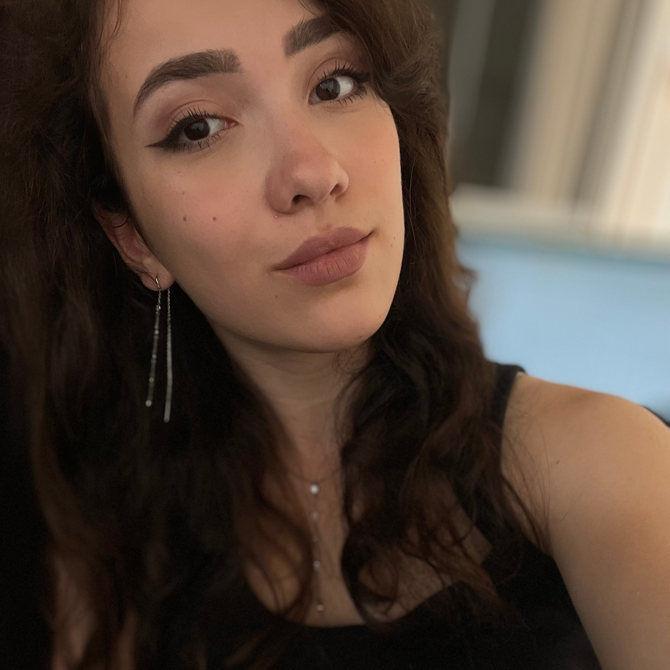 Контакты. Фотограф в Москве. Индивидуальные и парные съёмки, мероприятия, промо-съёмки для артистов