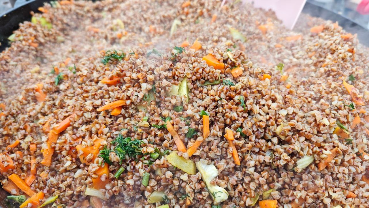 Общежитие временного размещения, Мариуполь, осень 2024. Пища для Жизни