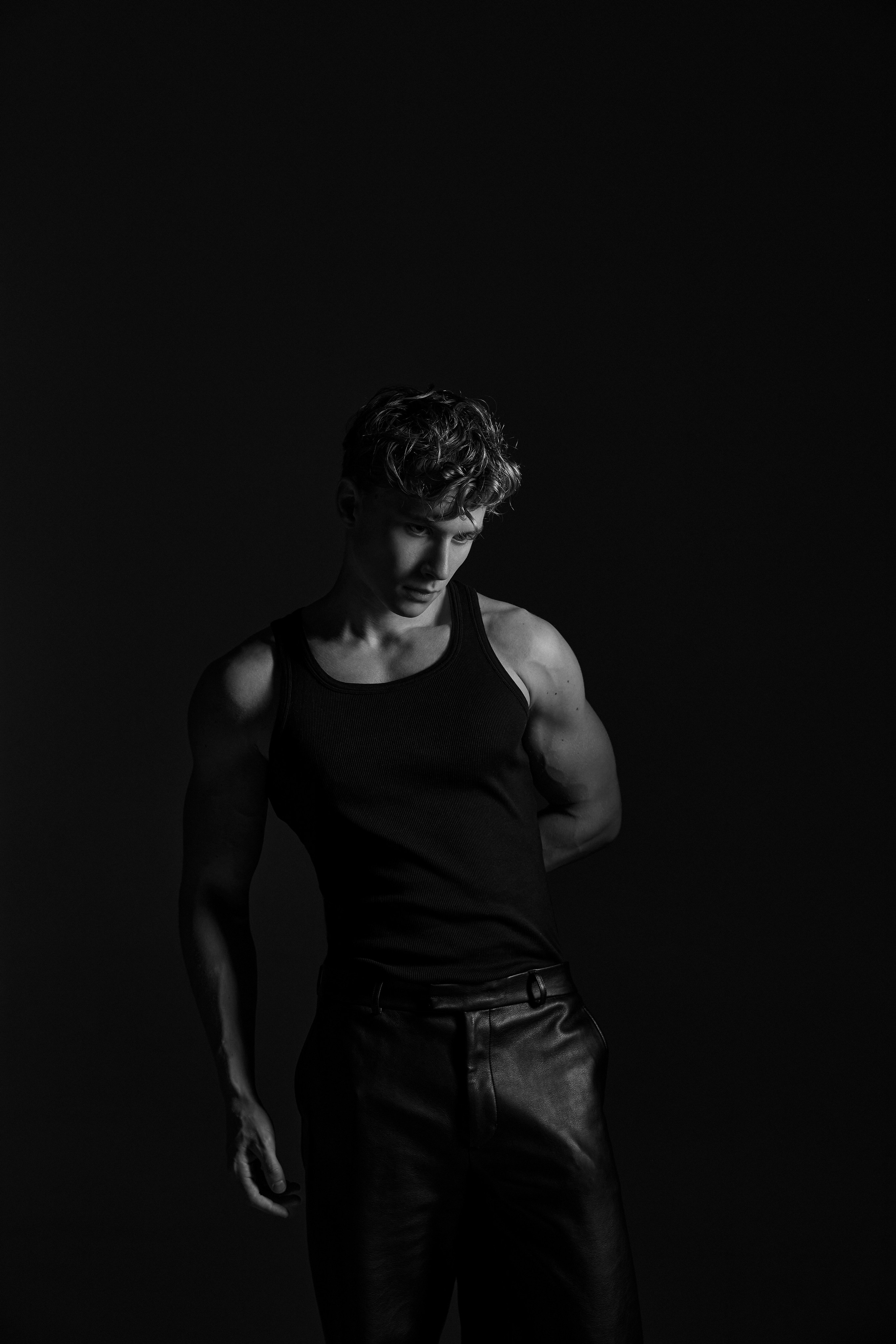 Мужская студийная фото съемка | md Михаил. SHONGIN SERGEI