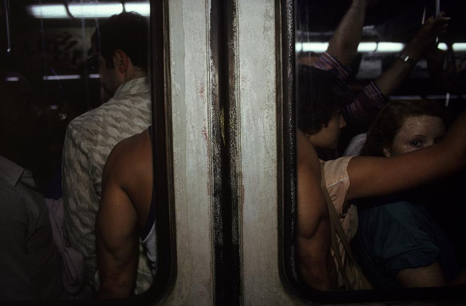 Фотограф Денис Зимин, работаю по выпускному альбому в Ростове-на-Дон. Выпускные альбомы, фотограф Денис Зимин в городе Ростове-на-Дону