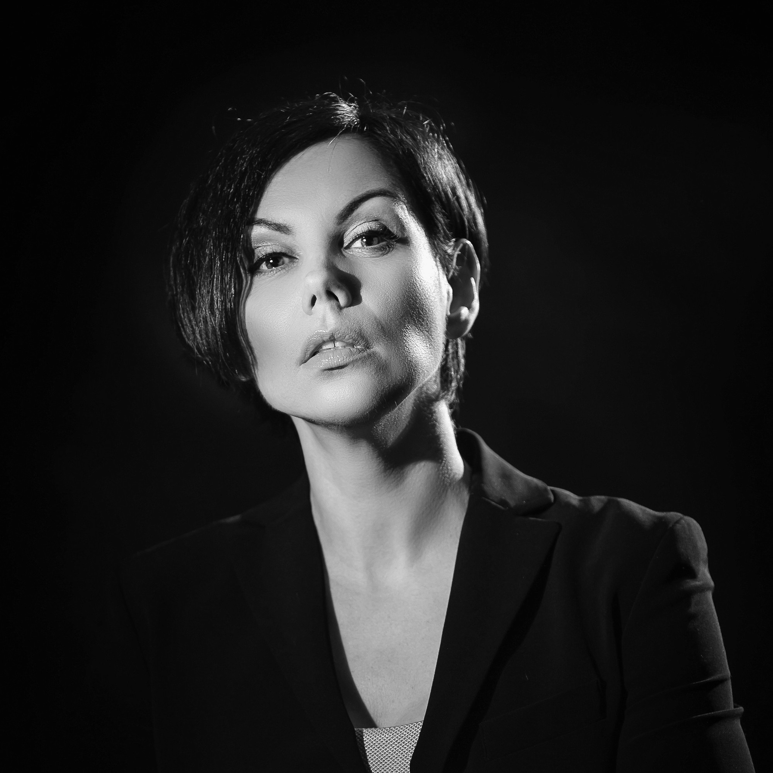 Контакты. Любовь Чуляева — свадебный фотограф в Москве и Европе