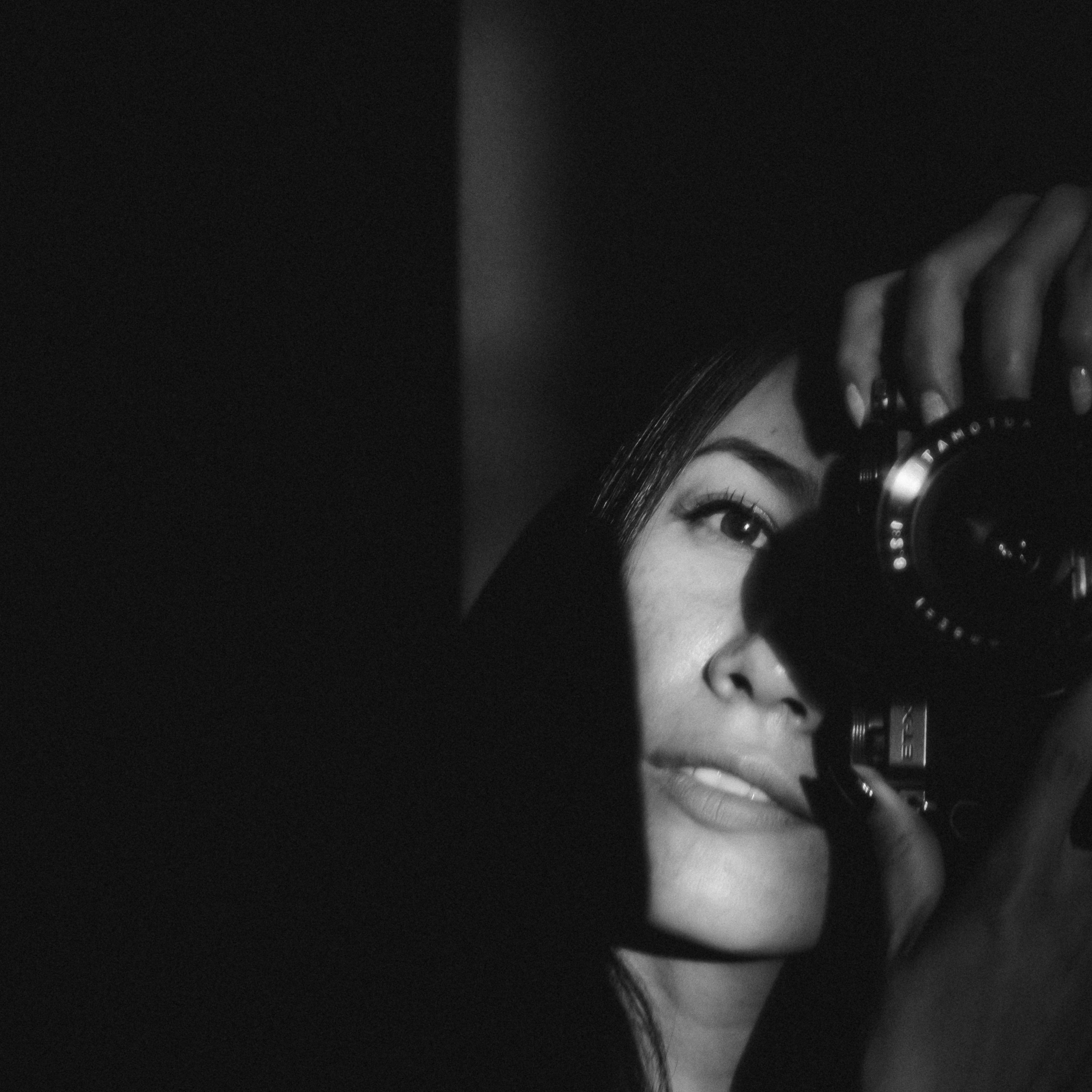 Контакты. Предметный фотограф в Краснодаре Анастасия Ким