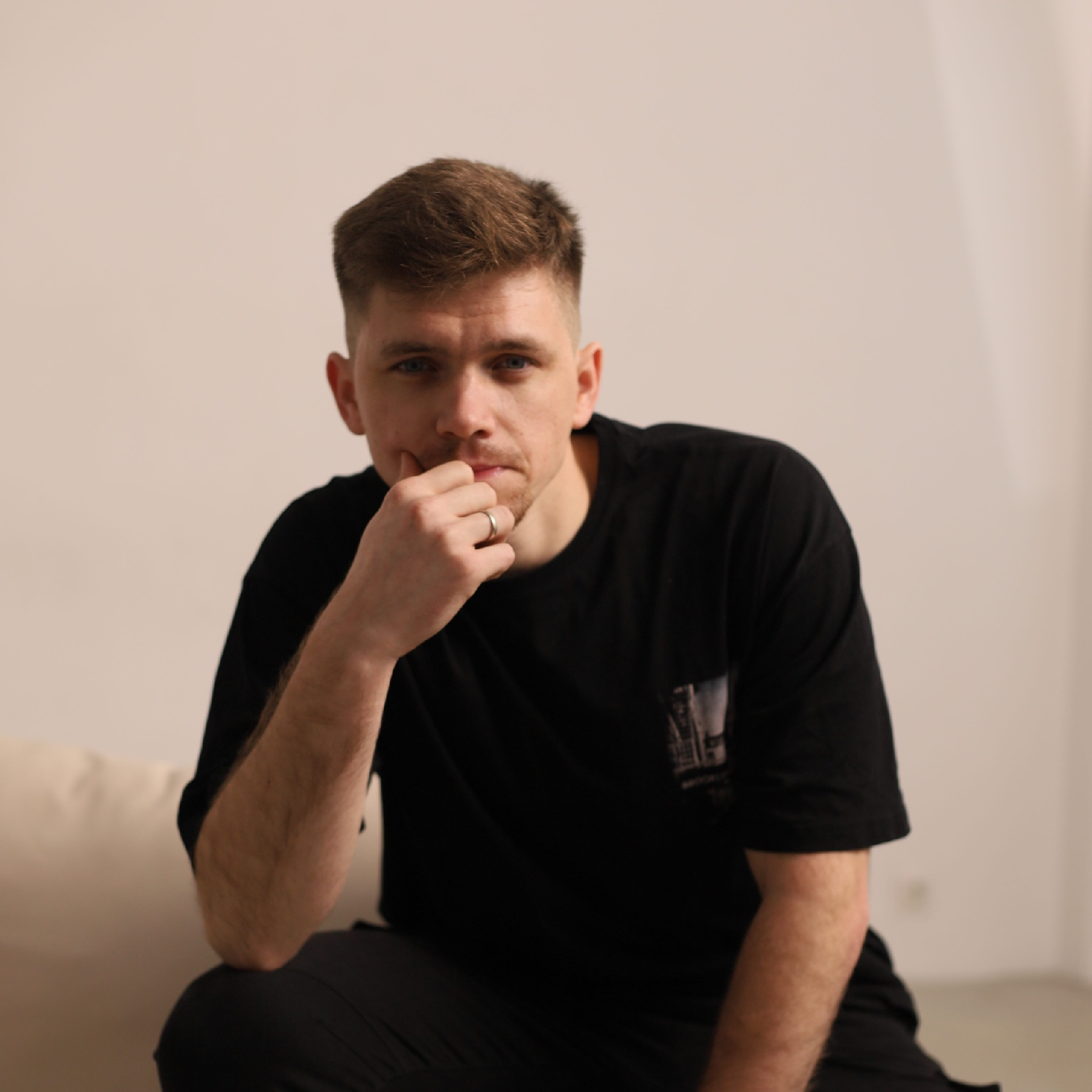 Контакты. Филиппов Егор — портретный фотограф из Екатеринбурга