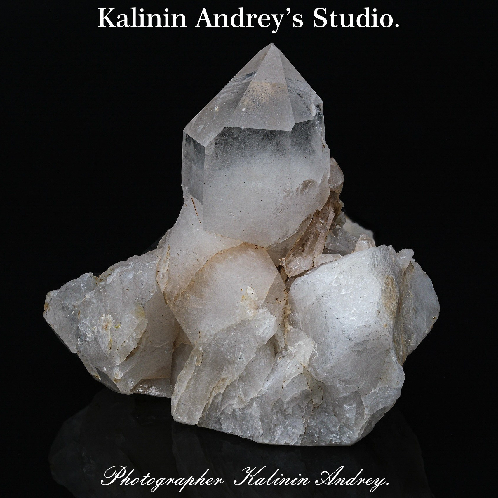 Высококачественная профессиональная фотосъёмка природных минералов максимальной детализацией  в Москве. Высококачественная профессиональная рекламная фотосъёмка ювелирных украшений, драгоценных камней в Москве. Обучение, консультация