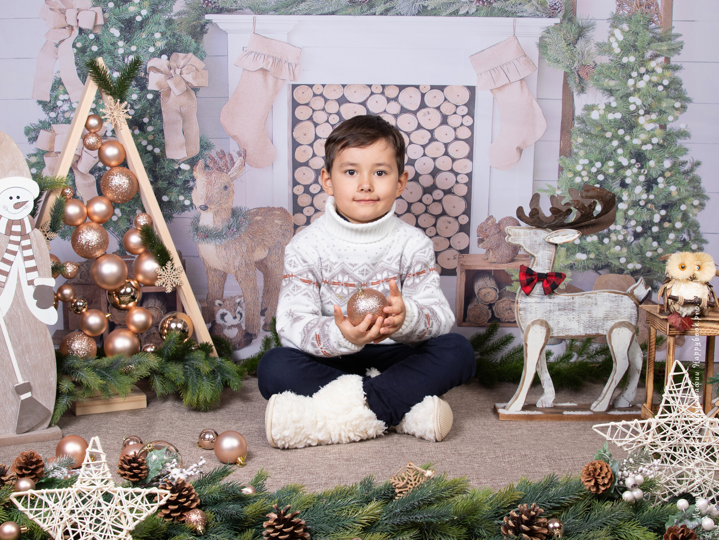 Новогодняя сказка. Детский фотограф в Алматы, виньетки, выпускной альбом Алматы