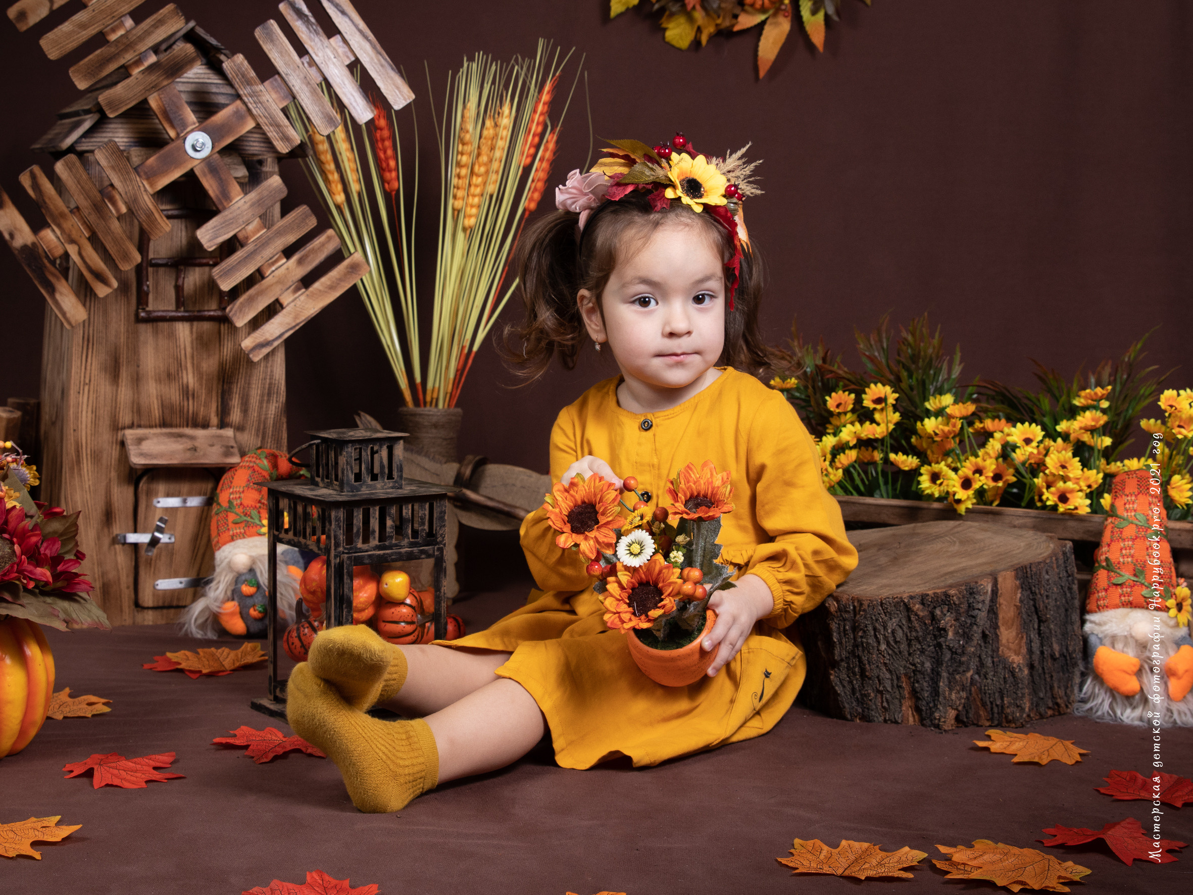 Краски осени. Детский фотограф в Алматы, виньетки, выпускной альбом Алматы