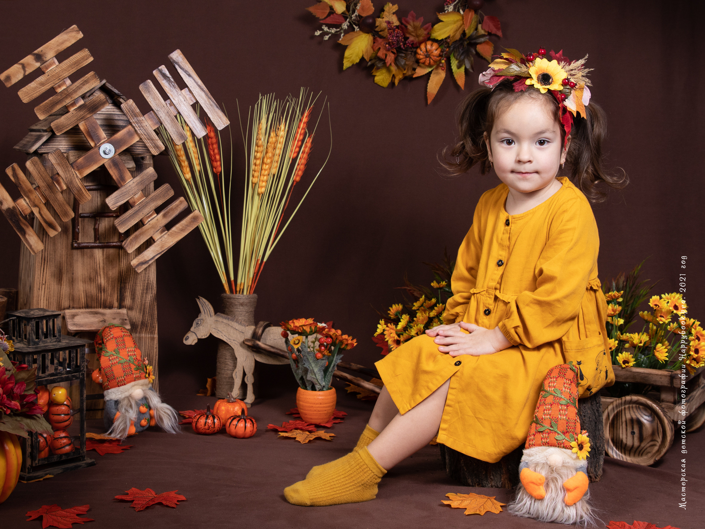 Краски осени. Детский фотограф в Алматы, виньетки, выпускной альбом Алматы