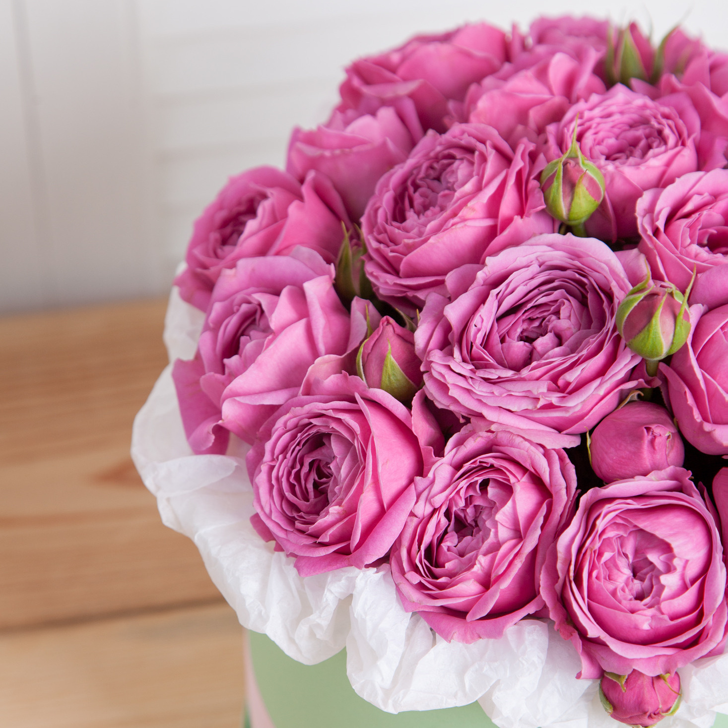 8 марта розы в коробке. Флорист Маргарита Гладкова