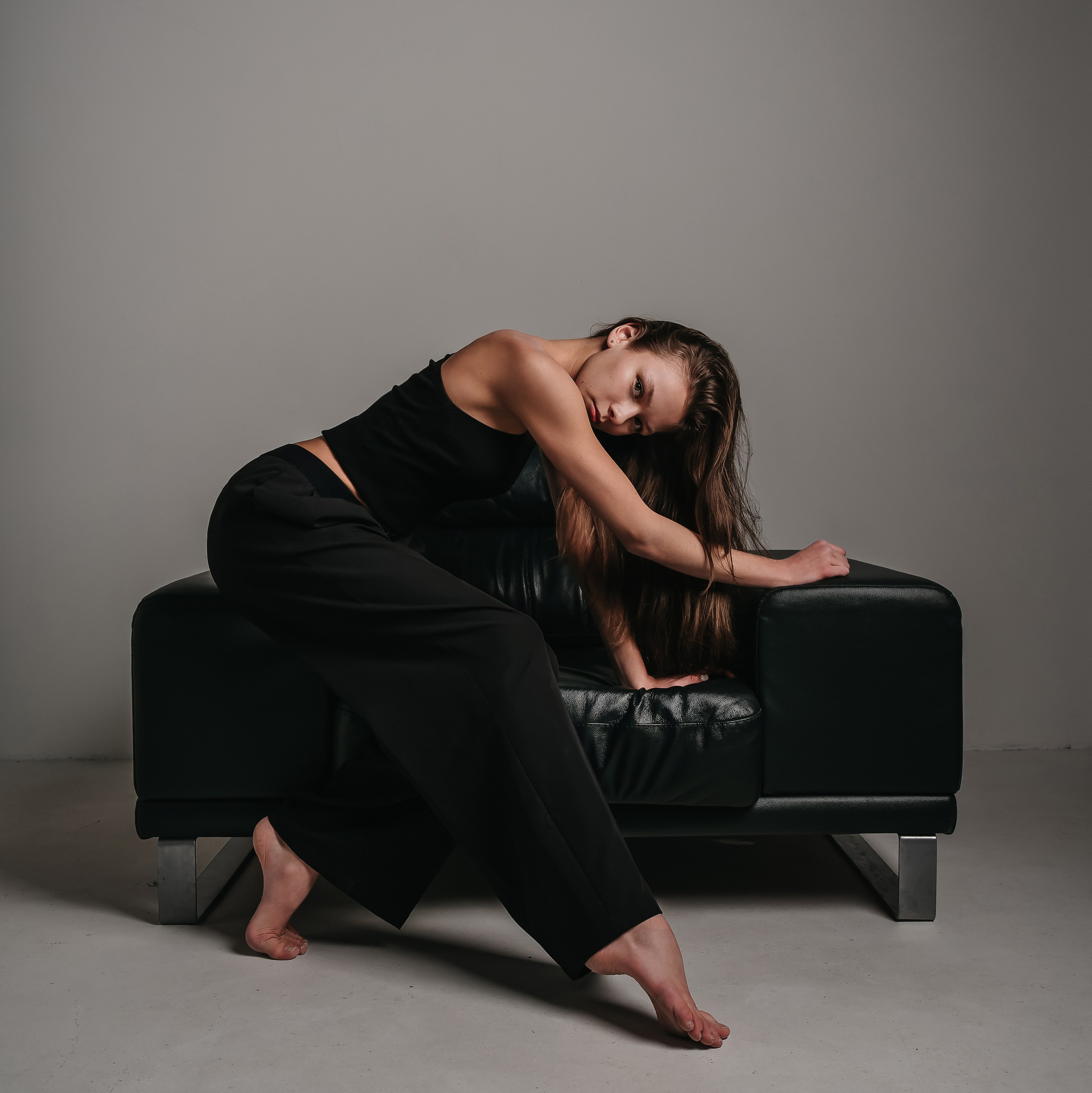 Девушка в студии. Фотография Алины Бернд