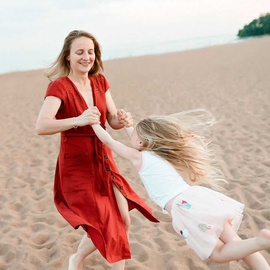 Фотосессия для мамочки с ребенком. Живые снимки! Фотограф Даша Бендер