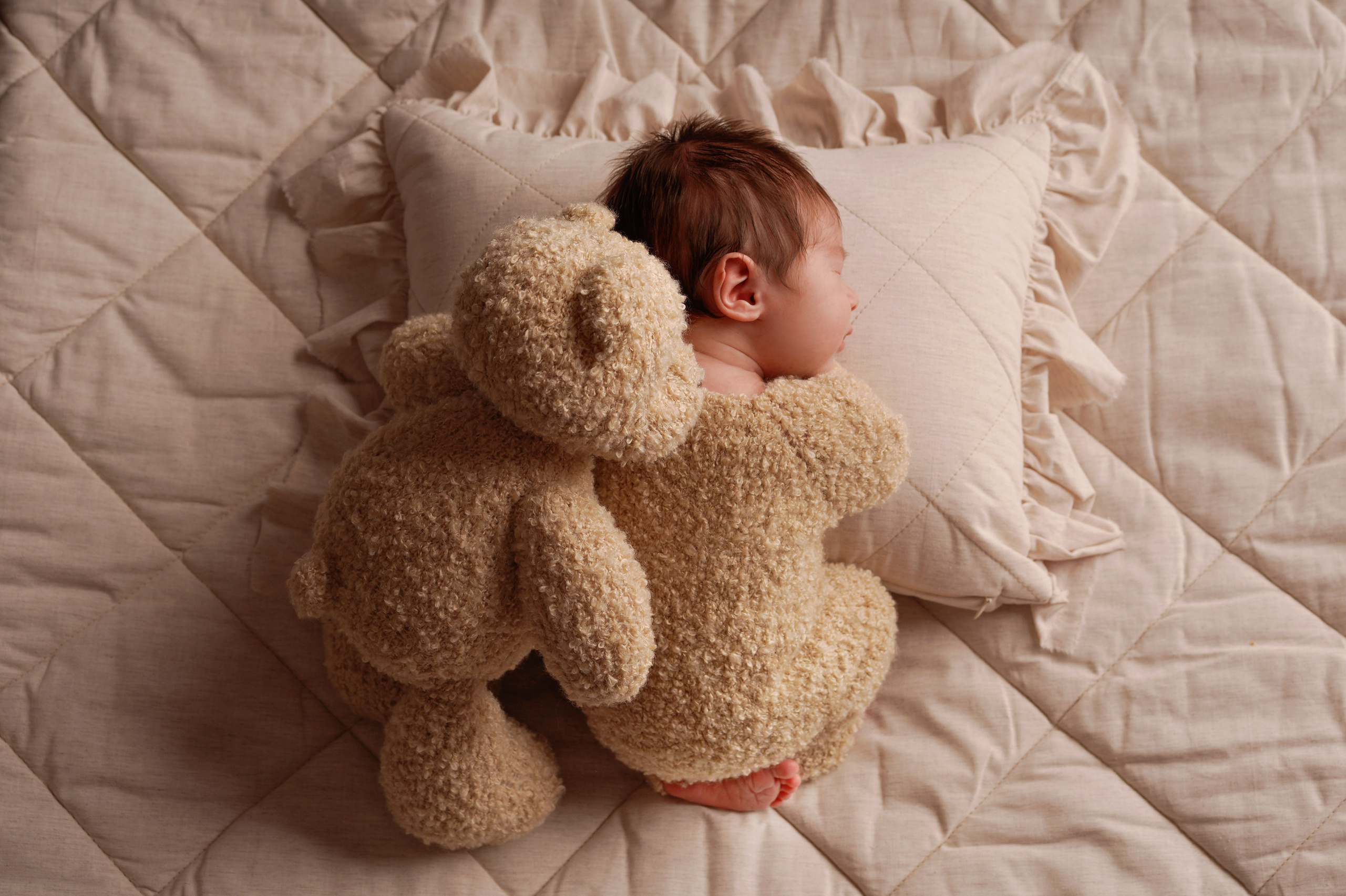 Новорожденные. Классика. Фотограф новорожденных беременных в Тюмени Ткачук Татьяна