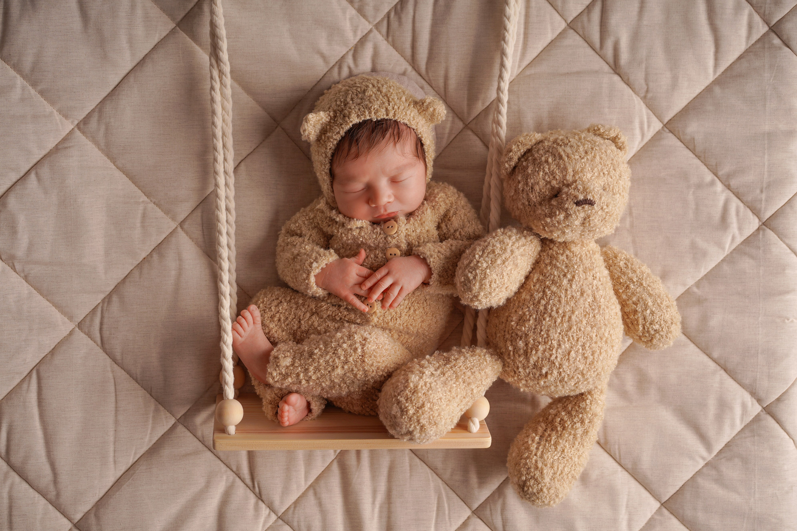 Новорожденные. Классика. Фотограф новорожденных беременных в Тюмени Ткачук Татьяна