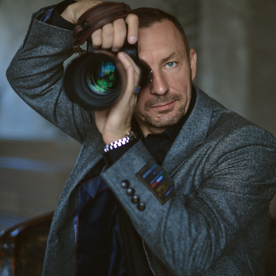 Контакты. Женский фотограф в Новосибирске Вячеслав Семакин