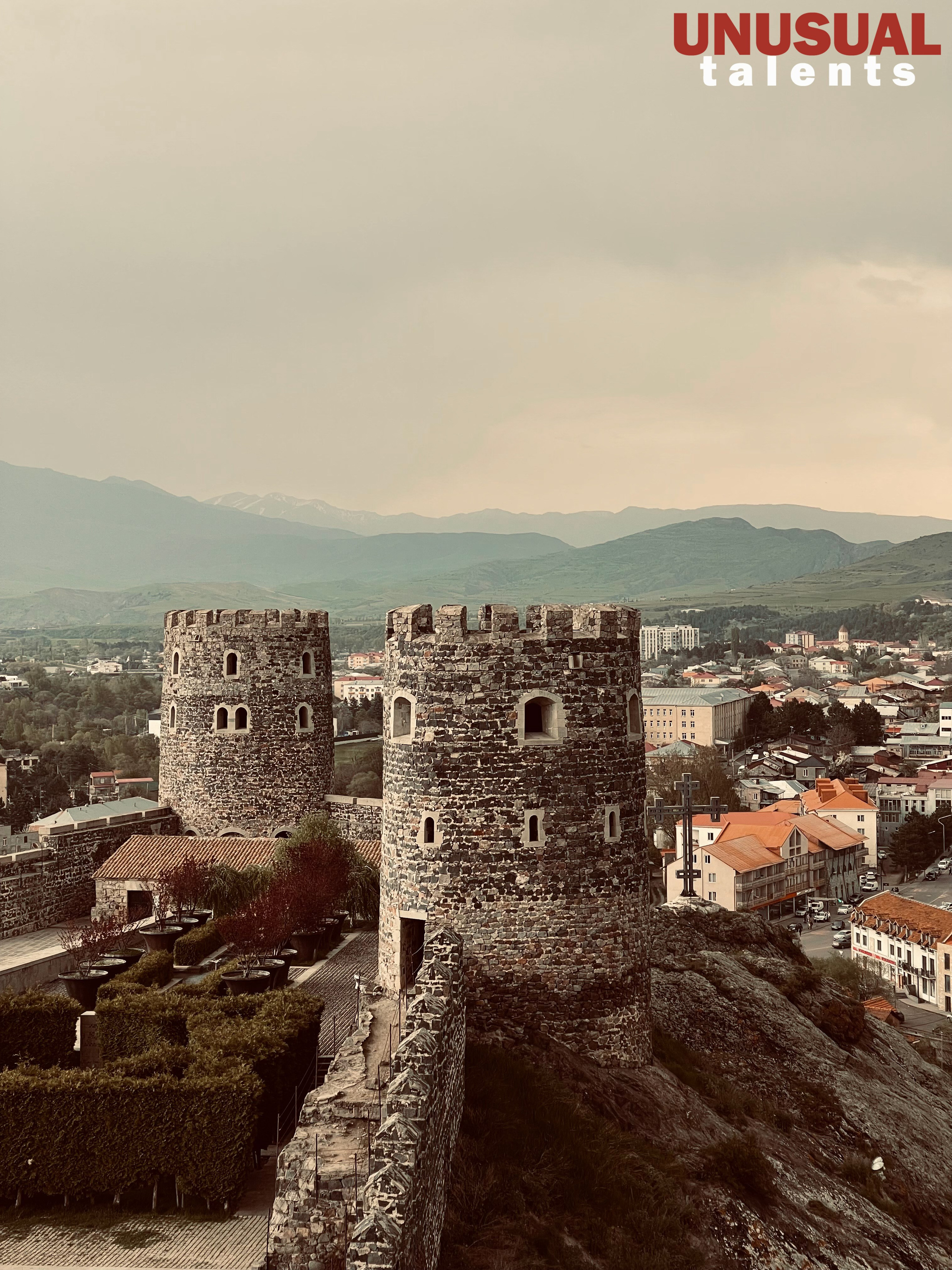 Svetlana Smuk. UNUSUAL TALENT magazine