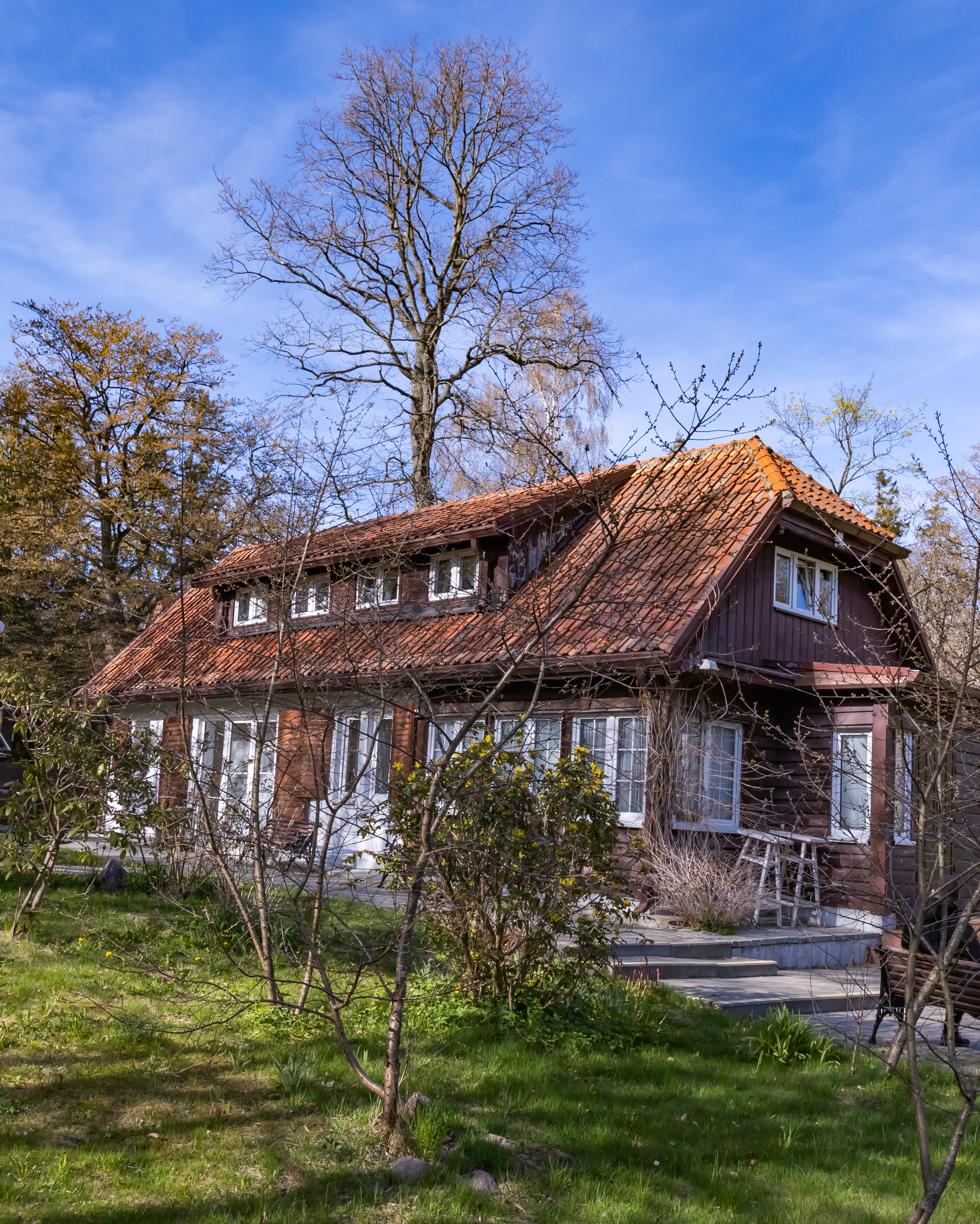 Блог про Кениг. AI-контент (генерации ИИ-фото и видео), стоковые фотографии Калининградской области