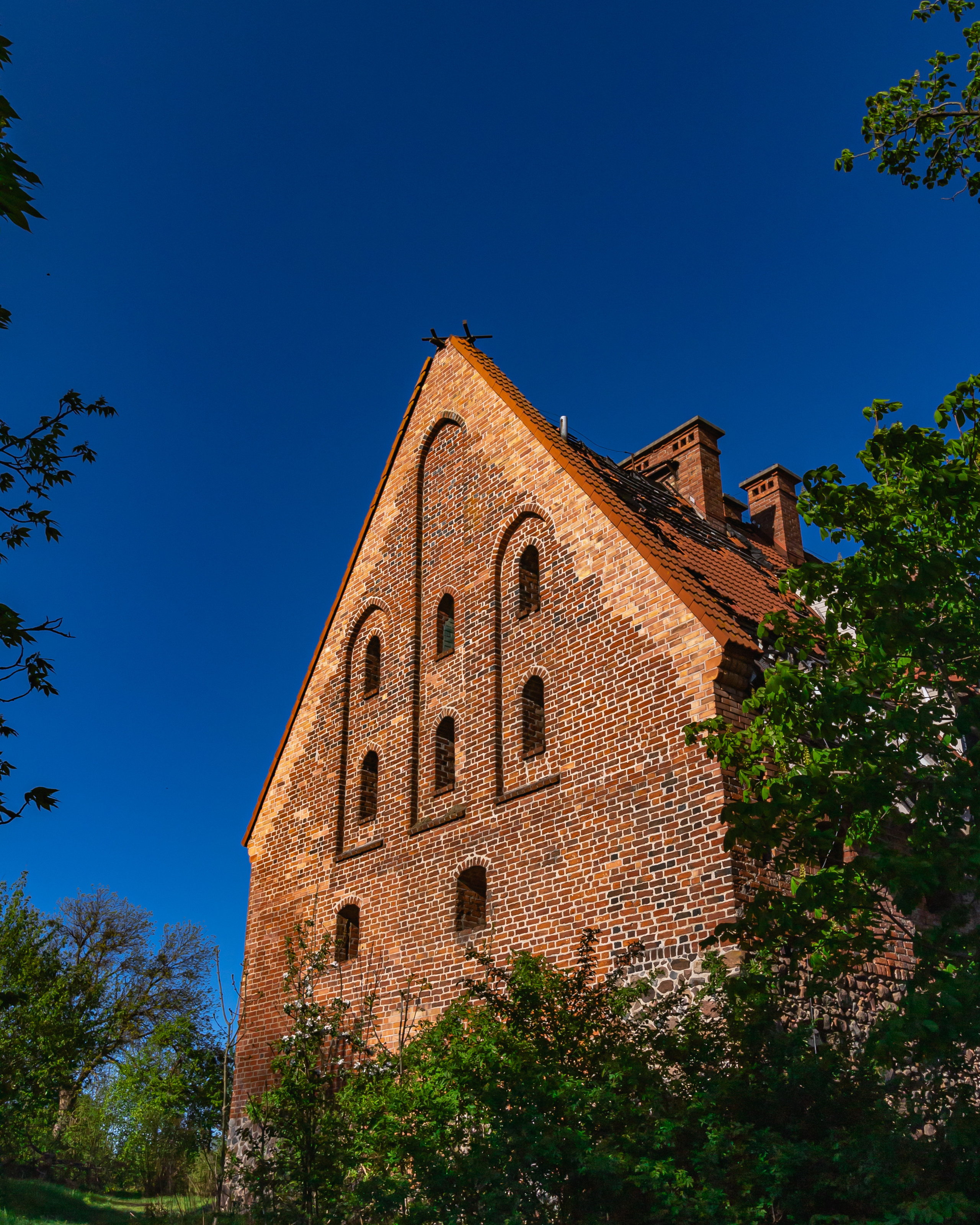 Блог про Кениг. AI-контент (генерации ИИ-фото и видео), стоковые фотографии Калининградской области