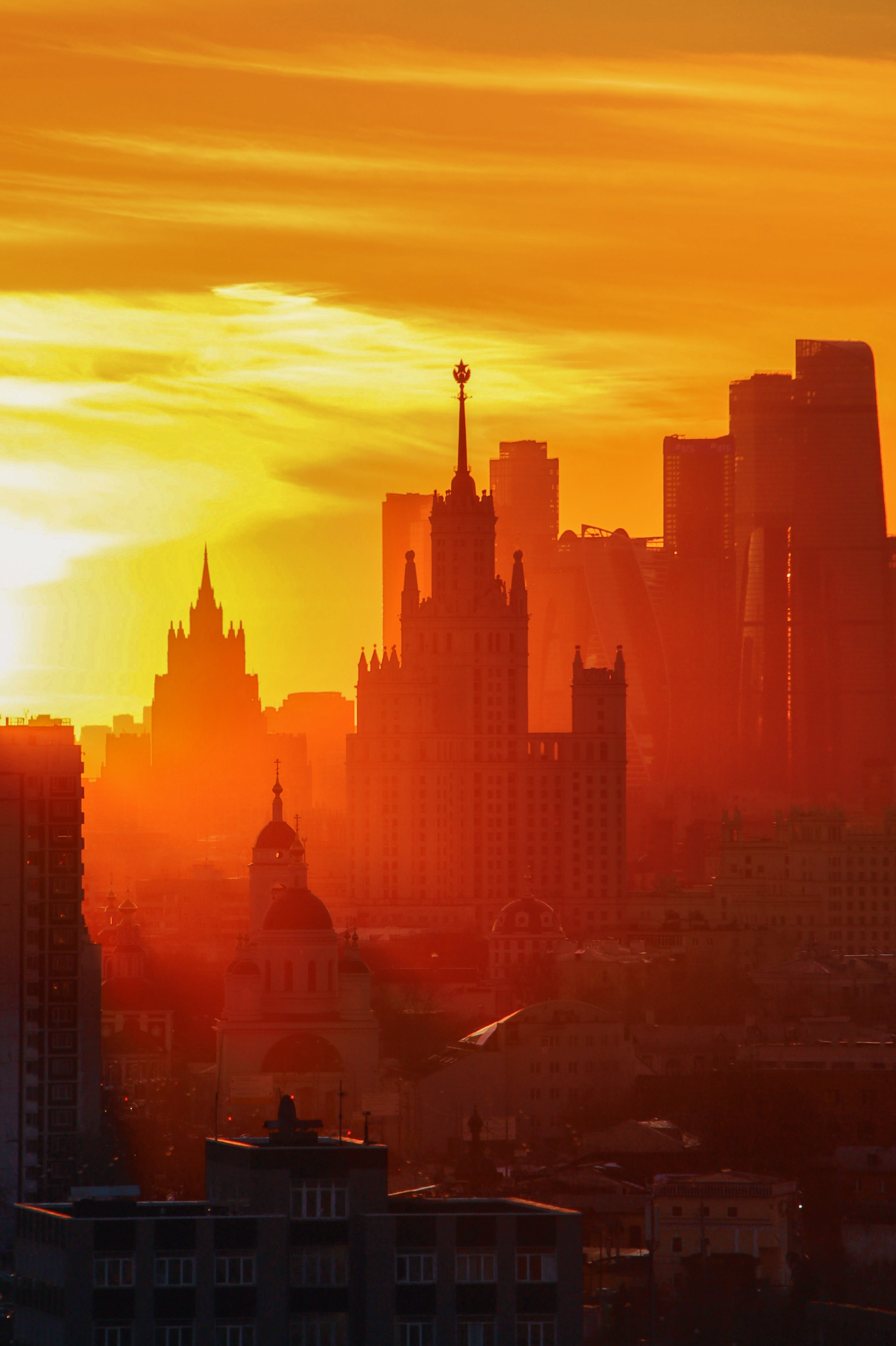 «Красота на грани». Фотовыставки serebro.gallery, в которых автором можешь стать ты! | Москва