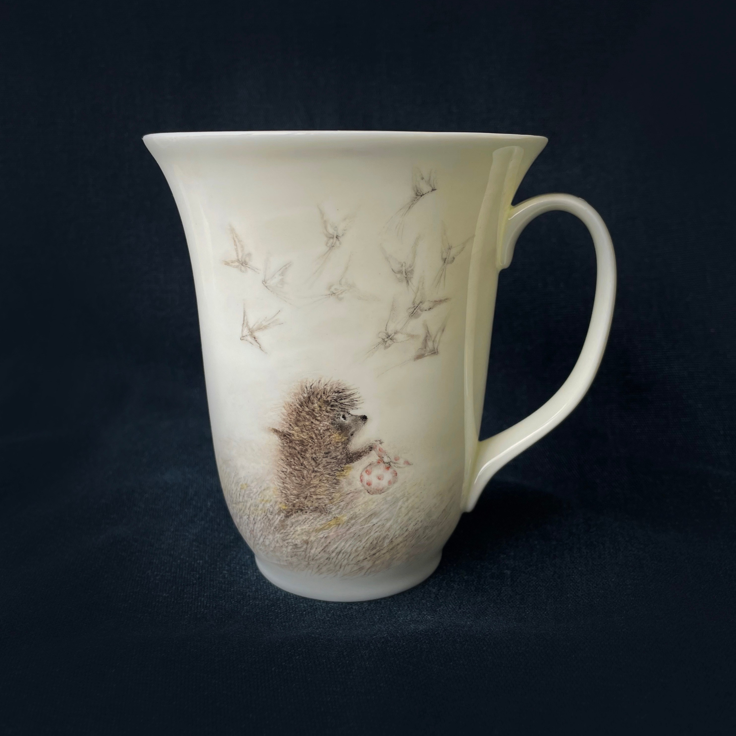 Бокал «Ёжик в тумане» костяной фарфор ИФЗ. Роспись фарфора в Санкт-Петербурге