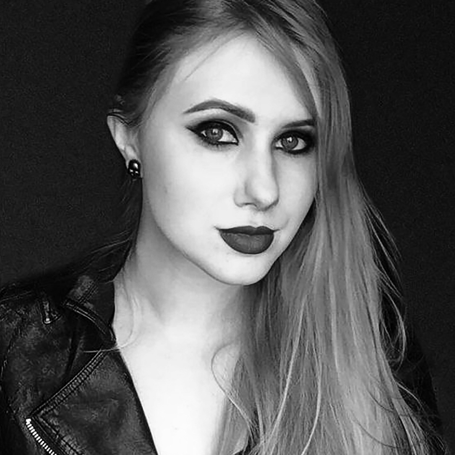 Екатерина Можаева_«Царевна Лягушка», серия Царевны. Галерея «Осторожно Хрупкое»