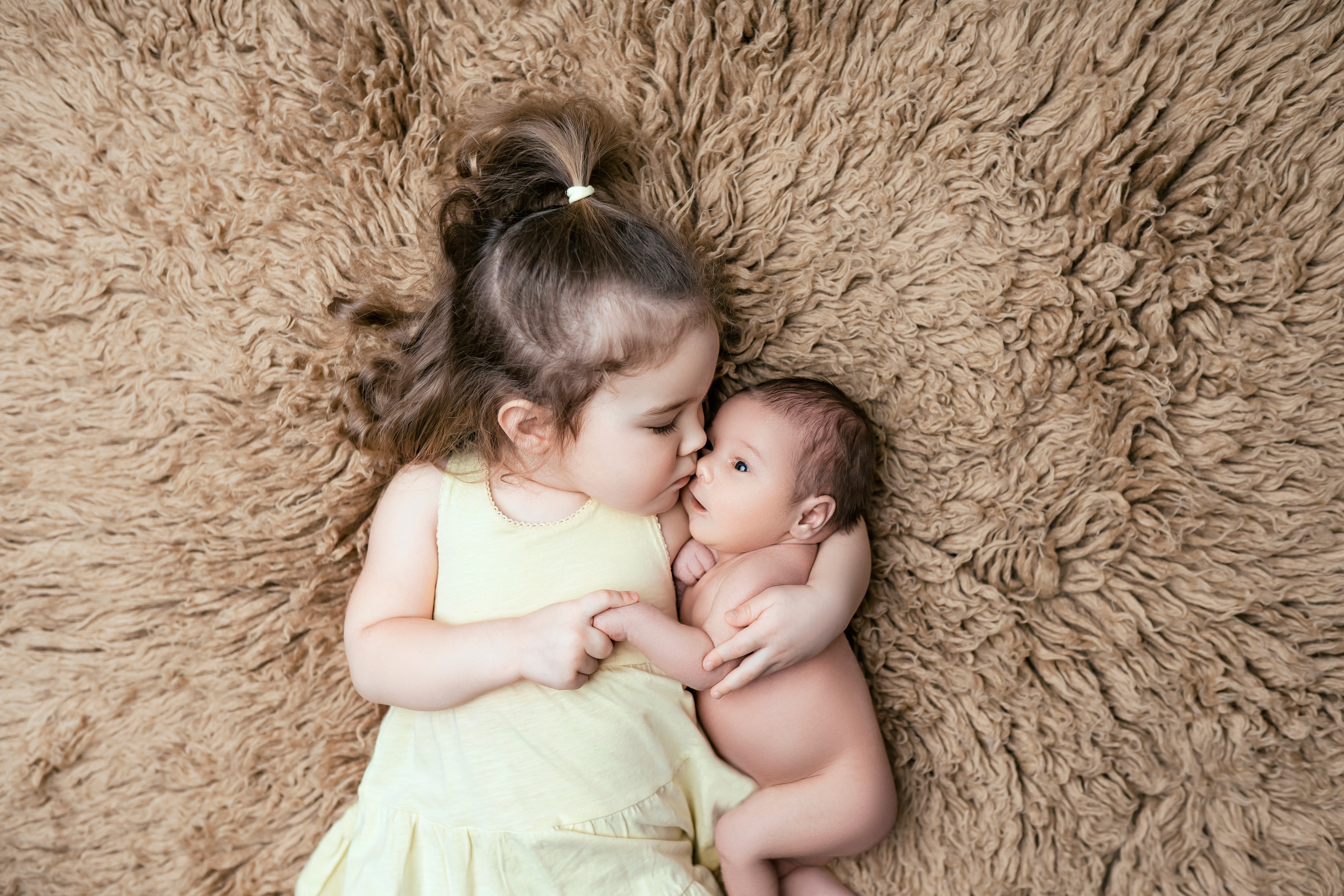 Newborn, фотосессия новорожденного, съемка в студии, футболист. Фотограф newborn, беременности в стиле vogue, фотопроекты. Москва