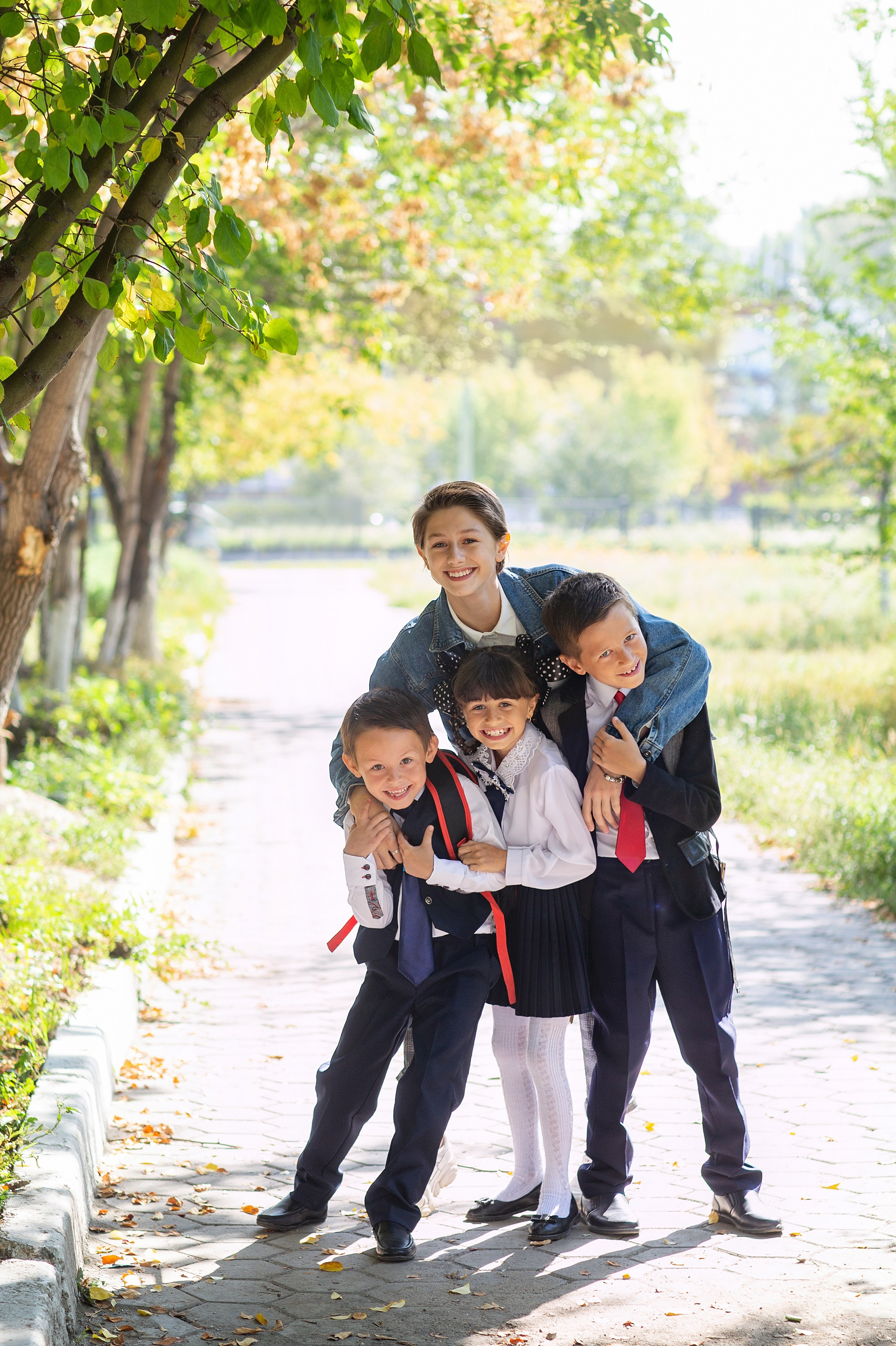 Фотосессия «Здравствуй, школа!». Выпускные альбомы и виньетки Караганда, Темиртау