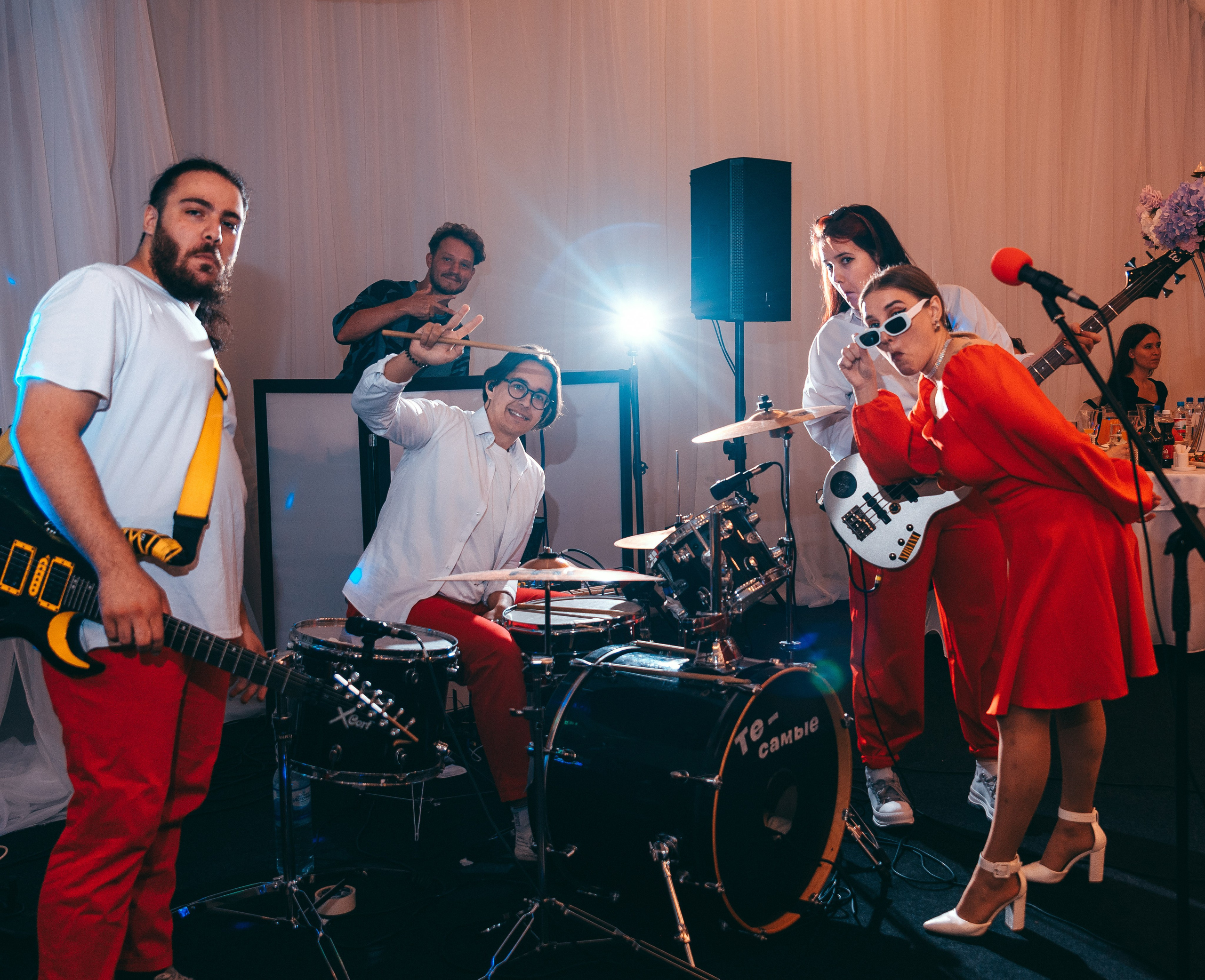 Кавер-группа «Те-самые» на свадьбу, корпоратив! В Туле, Москве, Калуге