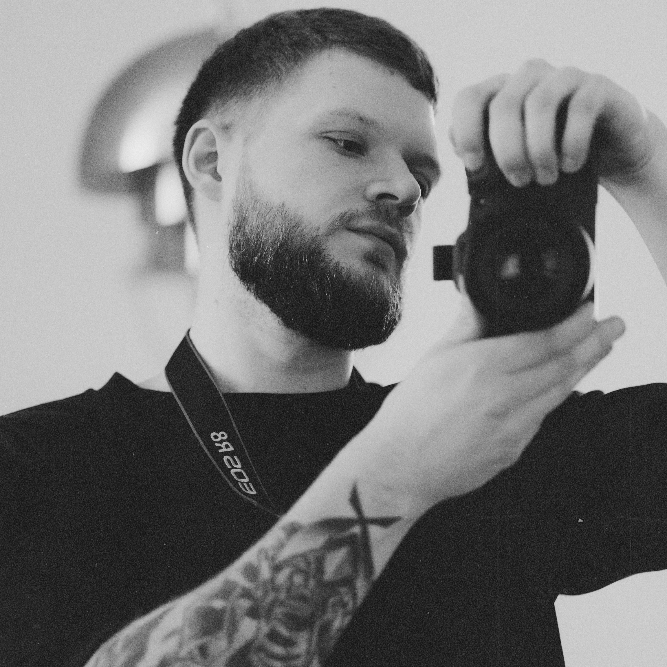 Контакты. Александр Драгович // Фотограф Москва