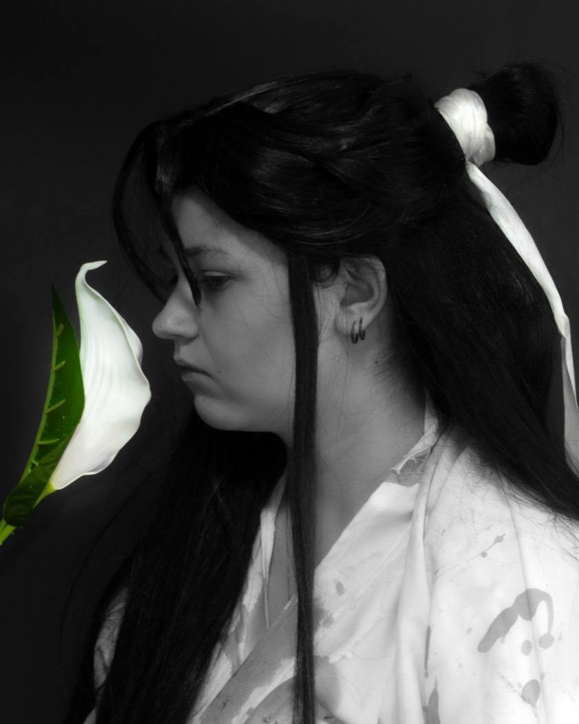 Я работаю в разных жанрах фотографии — от портретов до свадебной и семейной съёмки — в городе Междуреченске. Виктория Куреннова