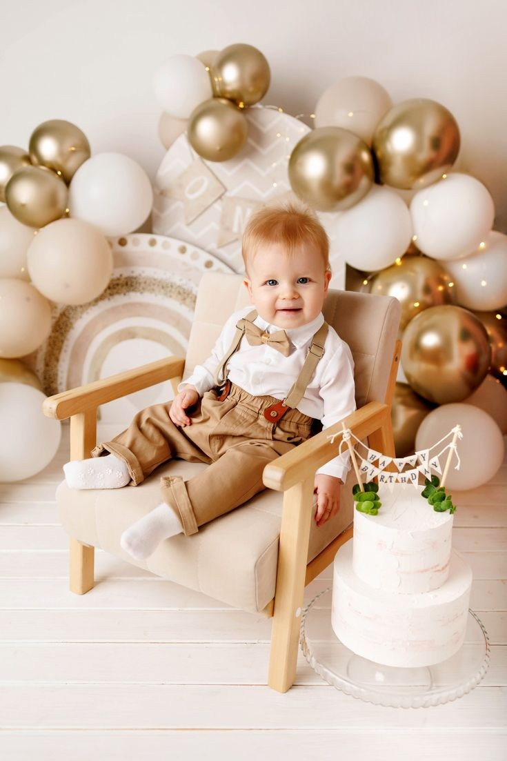 Годик, фотосессия на годик в Сочи, профессиональный детский фотограф. Полный образ, минимализм. Детский студийный фотограф Сочи