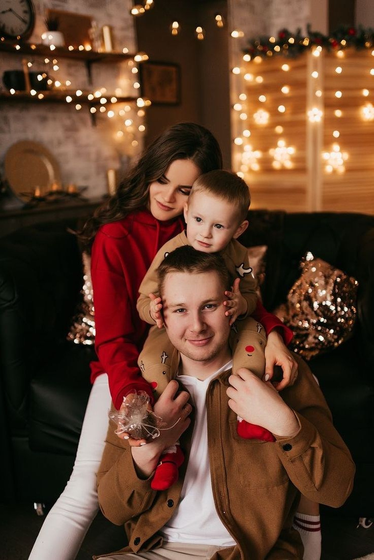 Рекомендации по подбору одежды для семейных новогодних съемок в моей студии. Фотограф новорожденных г. Рязань, детский и семейный фотограф