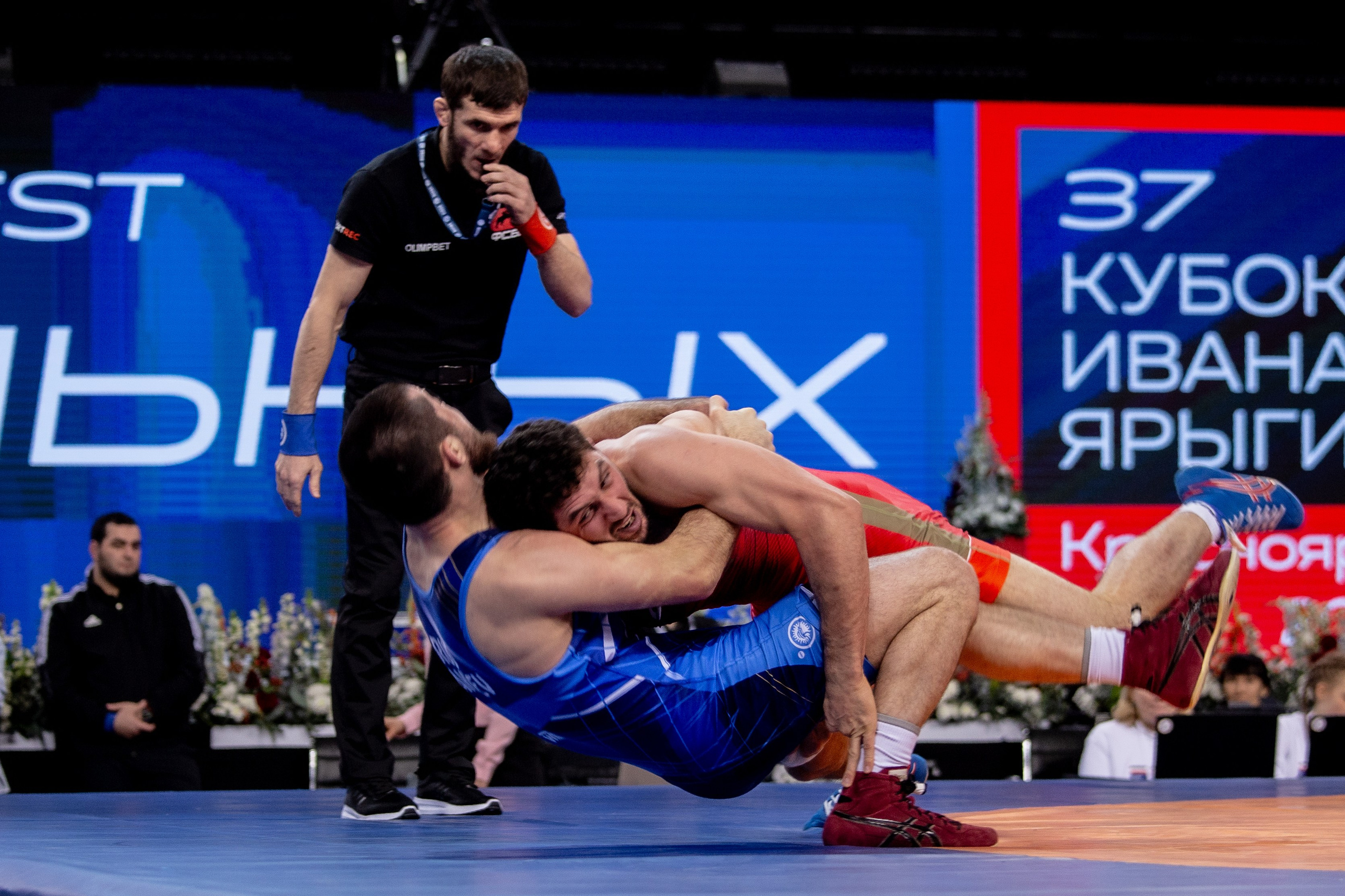 Фотобанк. «Спорт через объектив: история в каждом снимке!»