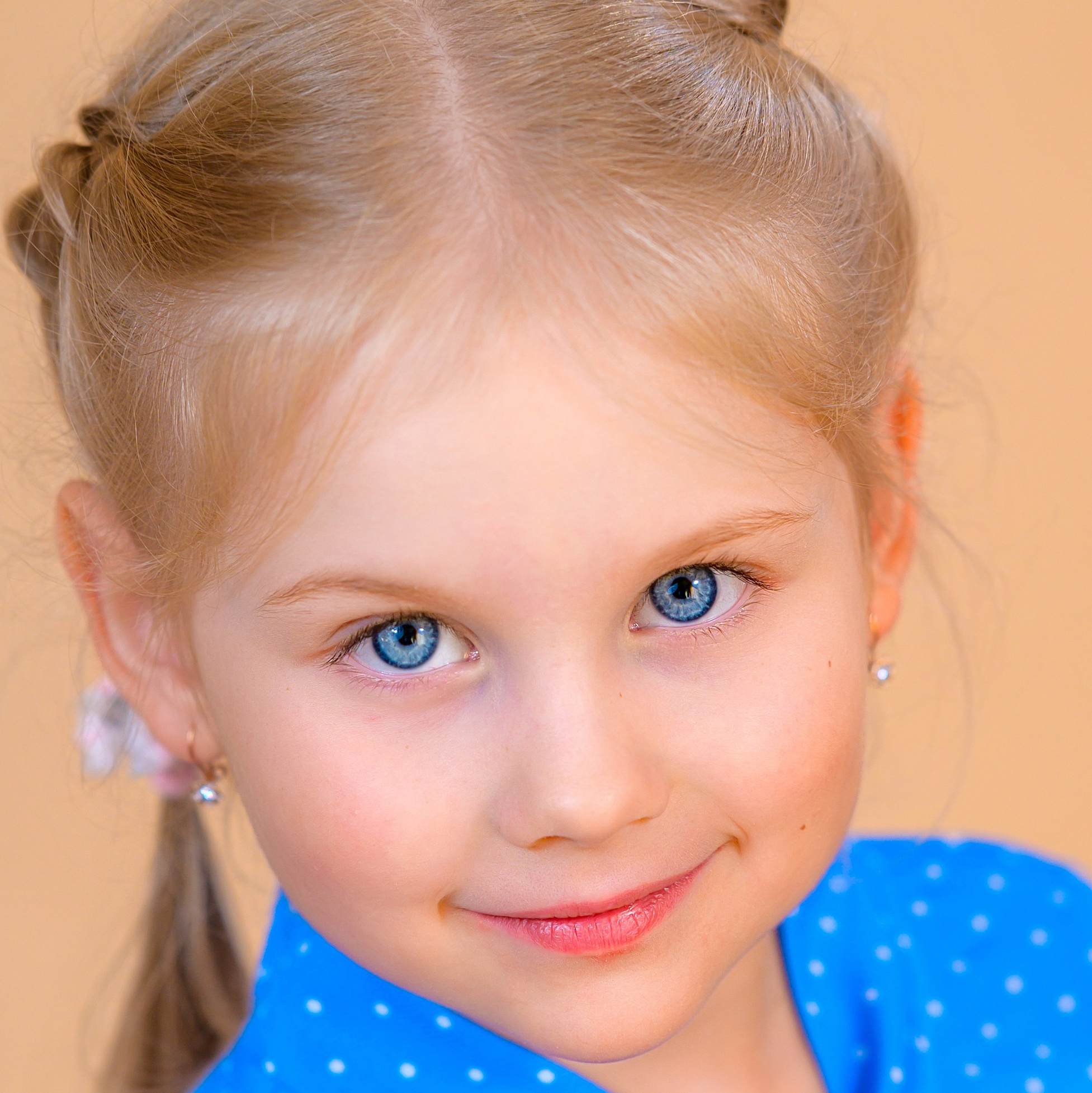 Выпускные альбомы. Выпускные альбомы в Туле и Тульской области для школ и детских садов