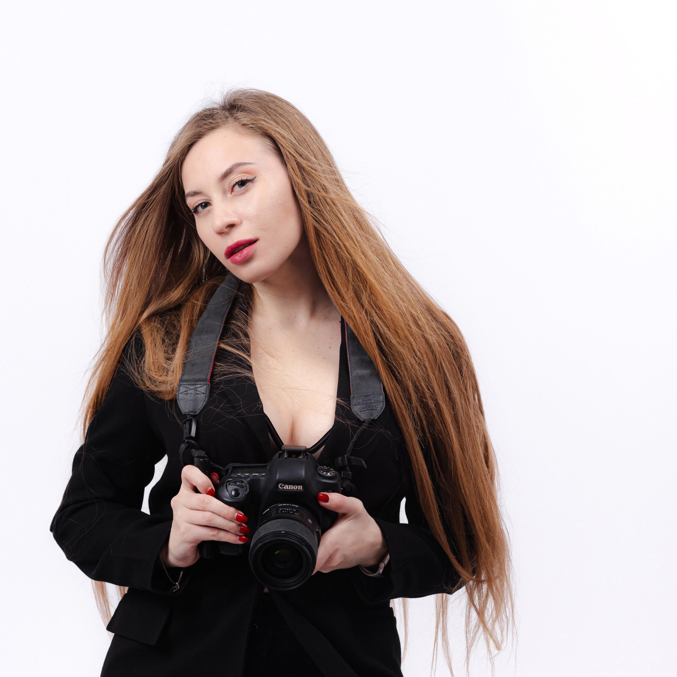 Контакты. Фотограф Алиса Субботина