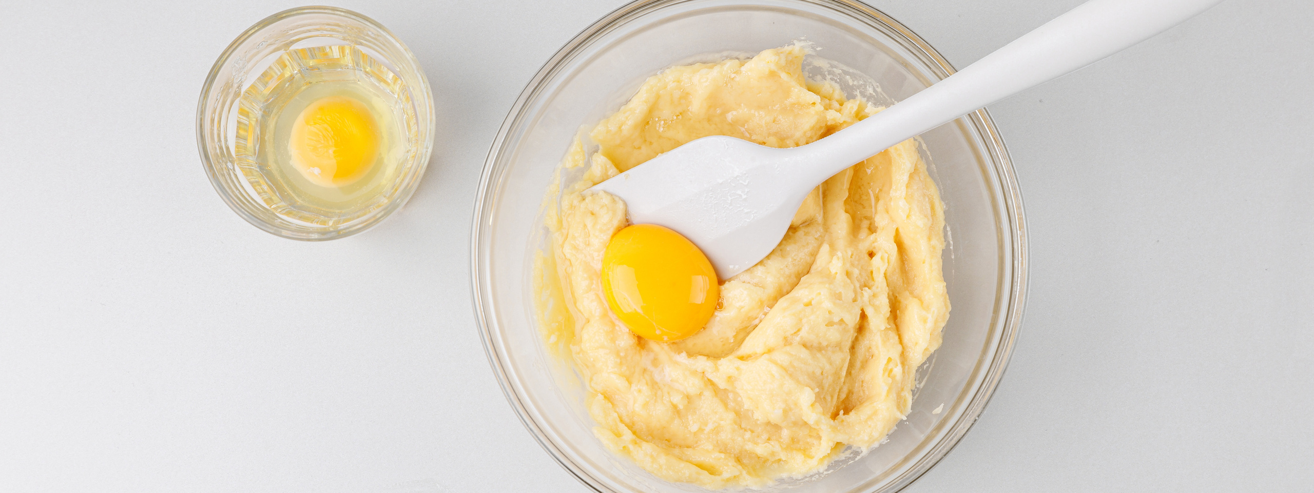 Тесто для эклеров с яйцами