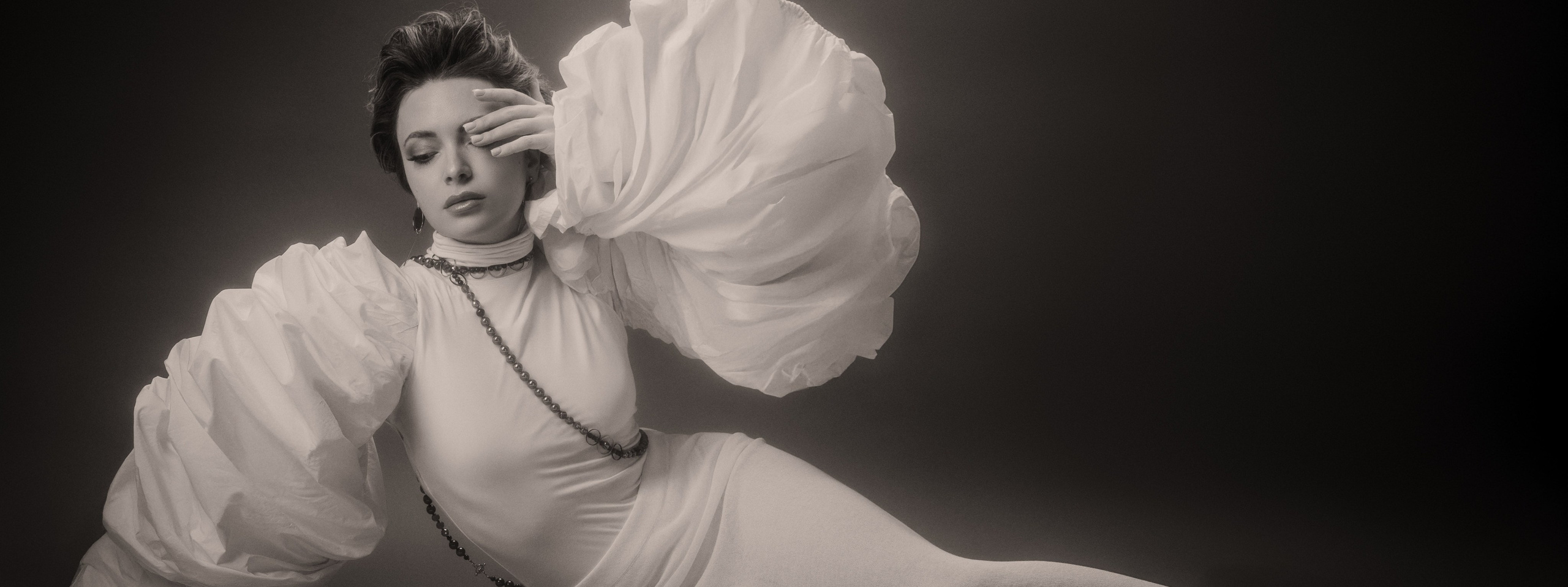 Условия записи. Студия перманентного макияжа, косметологии и массажа SYMMETRY в Москве, м. Киевская