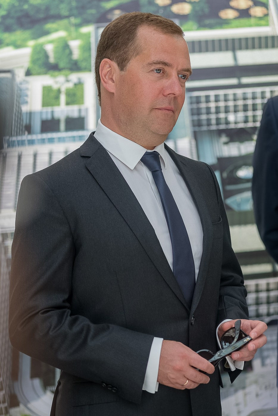 Как снимать репортаж - гайд для начинающего фотографа, портрет Д.А. Медведева во время мероприятия.