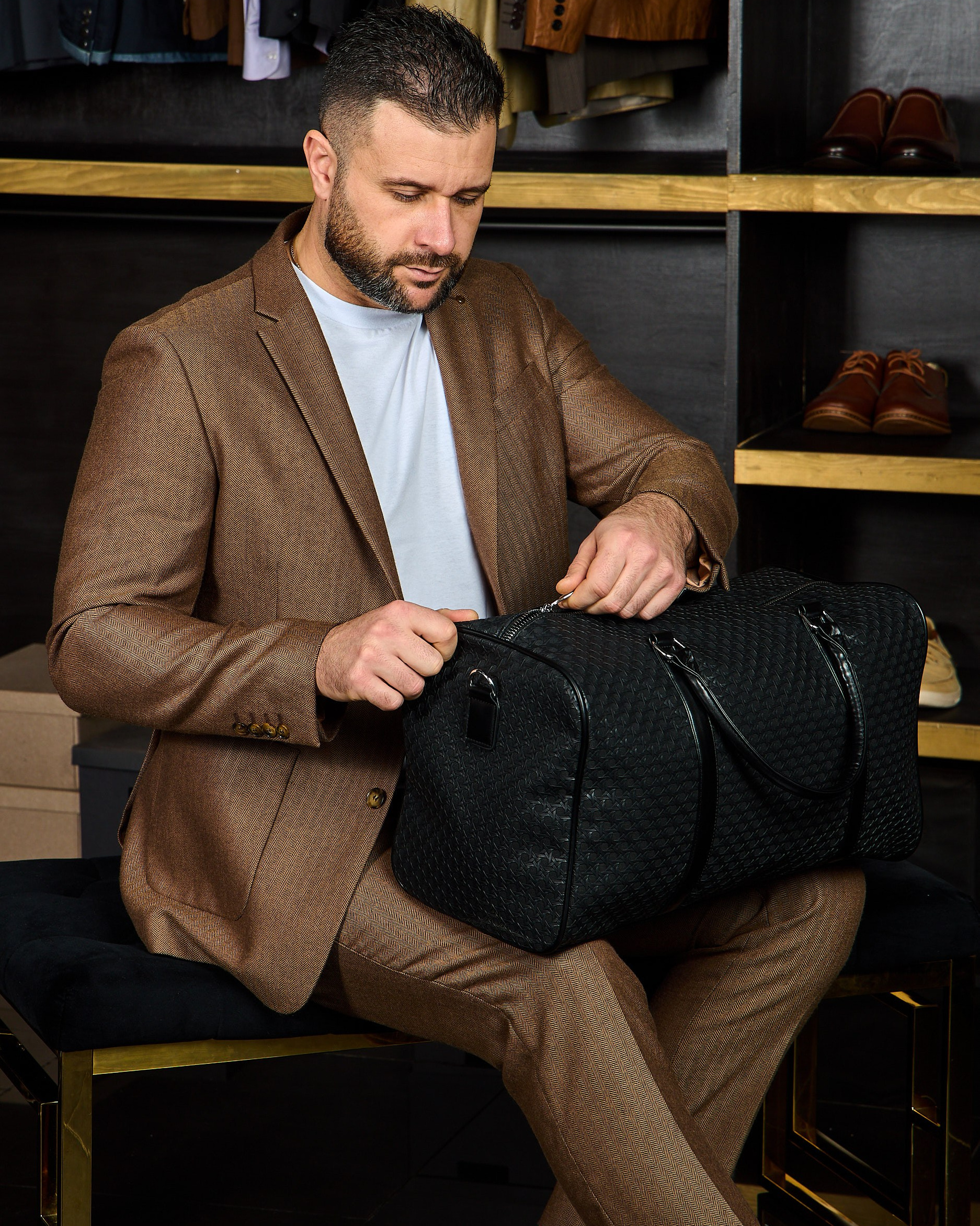 Съемка товаров с моделью. Предметная съемка