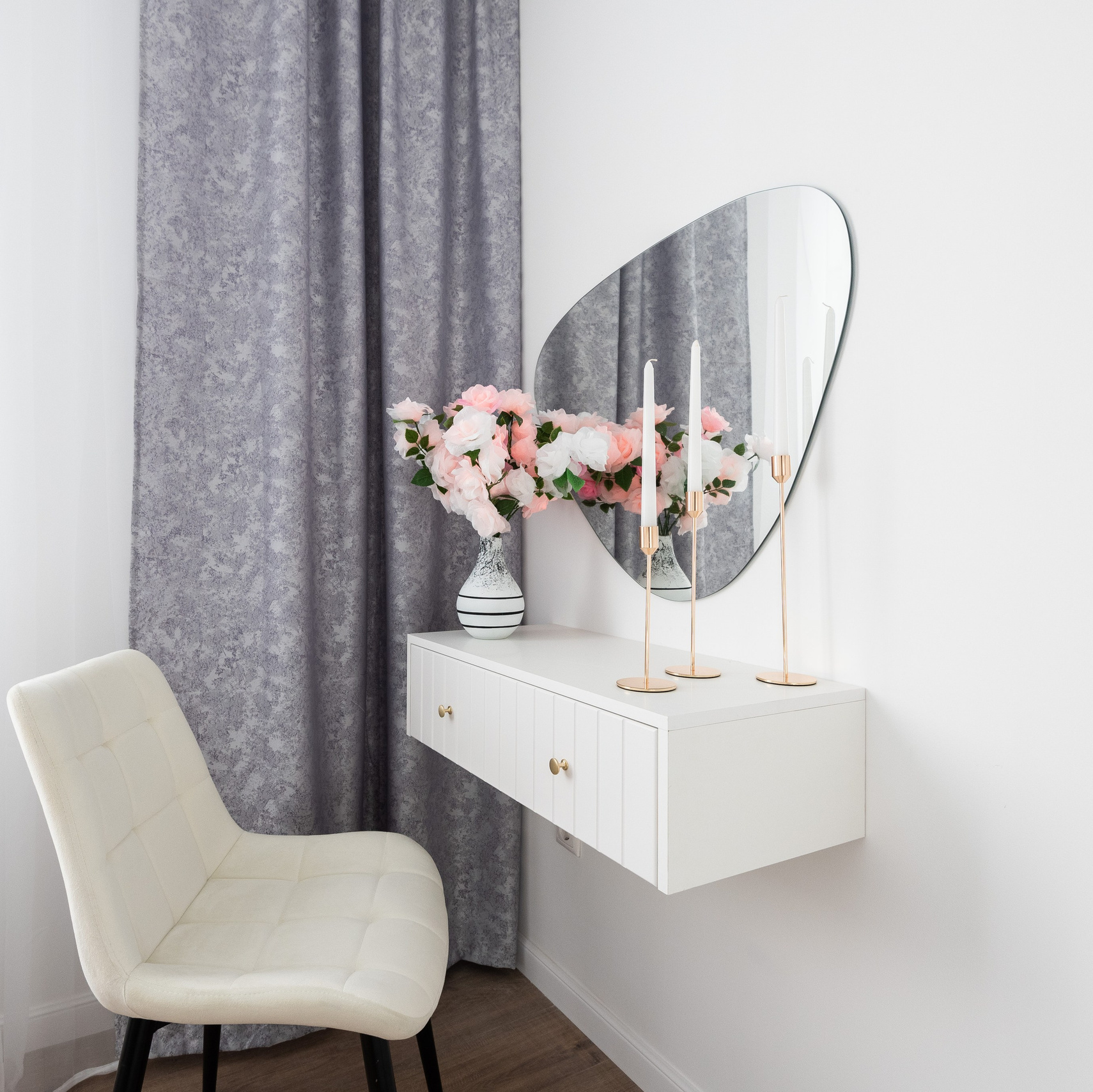 Контакты. Фотограф недвижимости Антон Журавлев