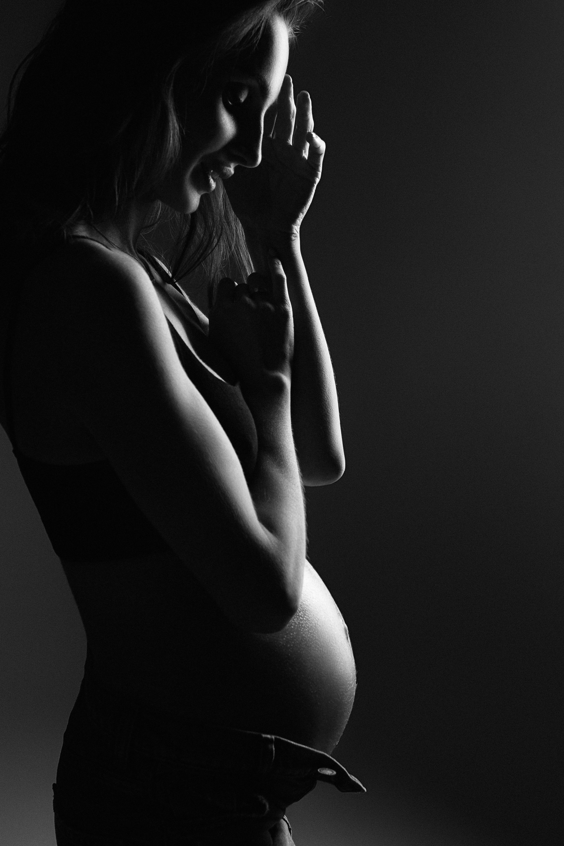 Contact. LOS ANGELES MATERNITY & FAMILY PHOGRAPHER