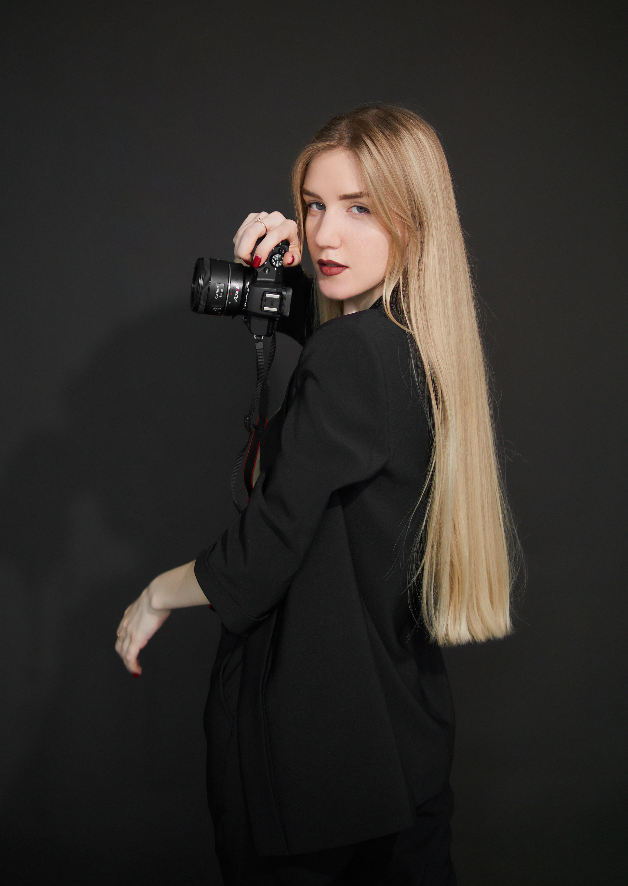 Контакты. Фотограф в Ростове-на-Дону Нюхарева Виктория