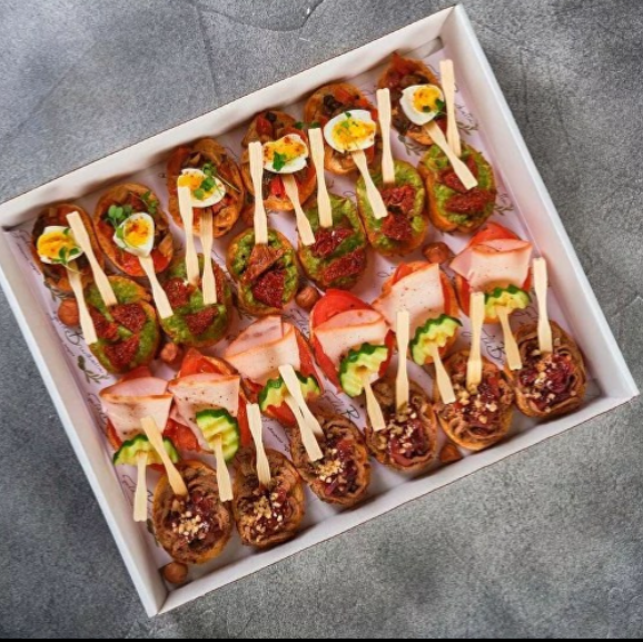 Дорогой, я к подругам. Izmailov loft