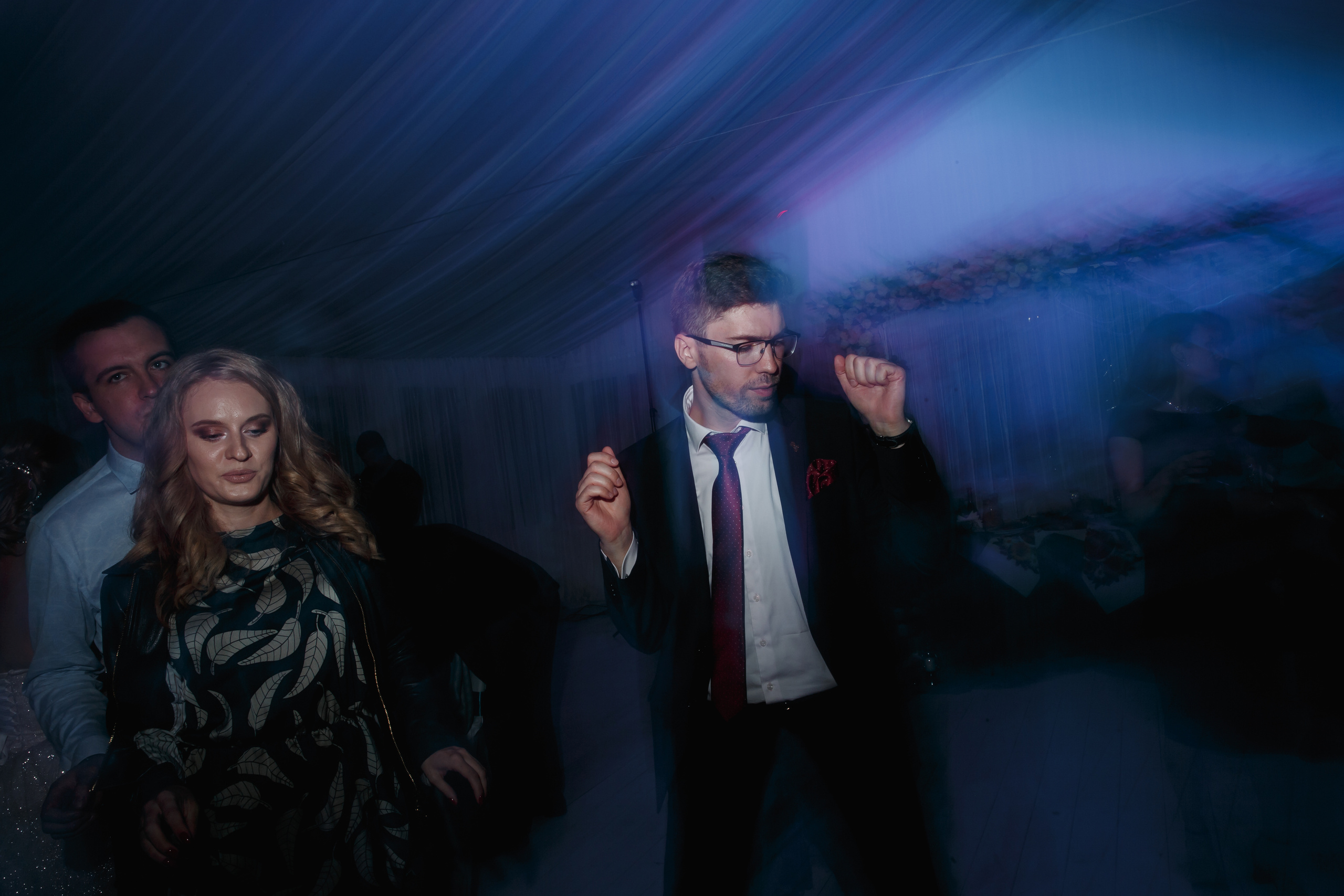 Анонс свадебного дня Юра и Елена. Свадебный фотограф Колесников Антон