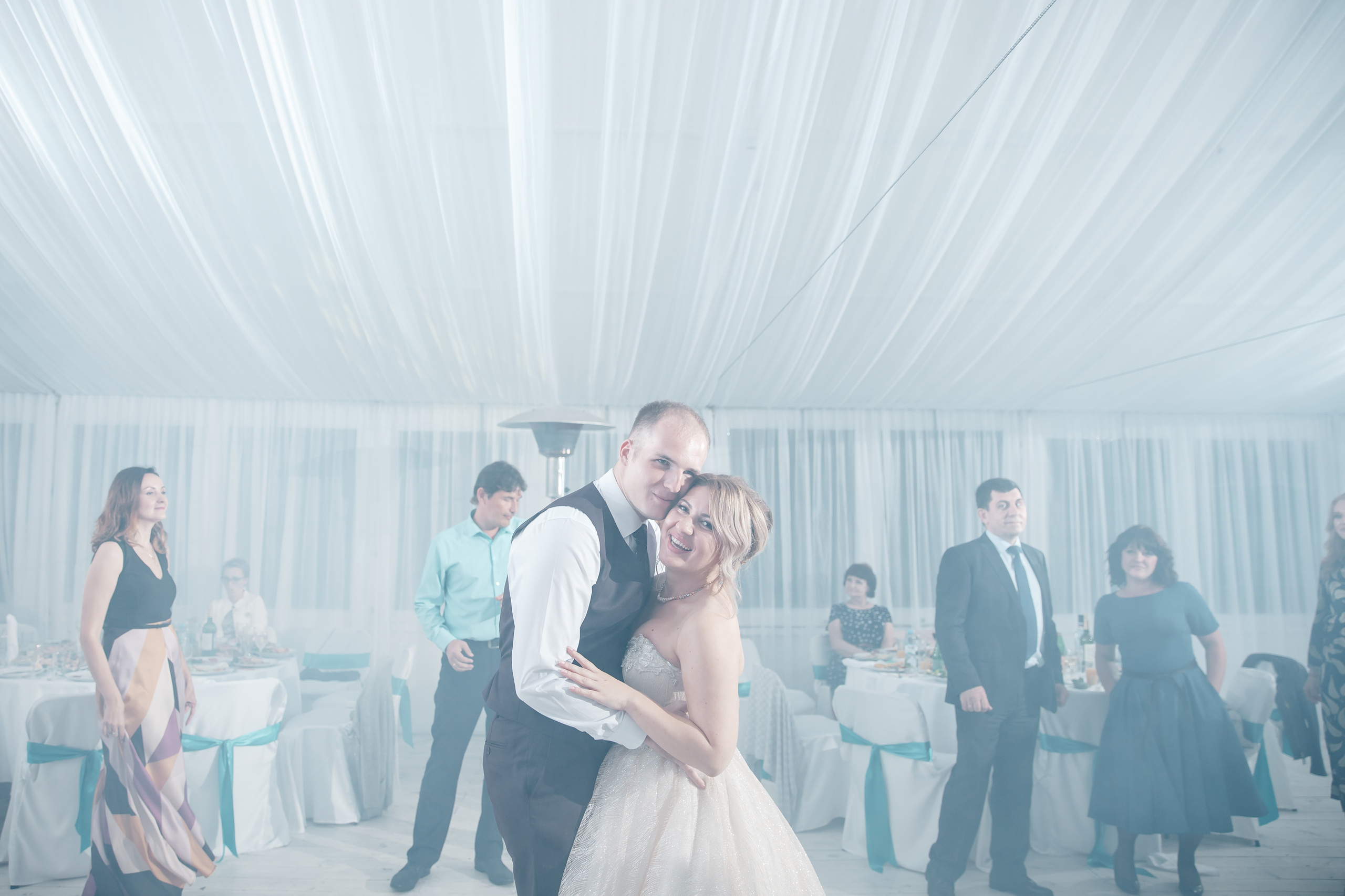 Анонс свадебного дня Юра и Елена. Свадебный фотограф Колесников Антон