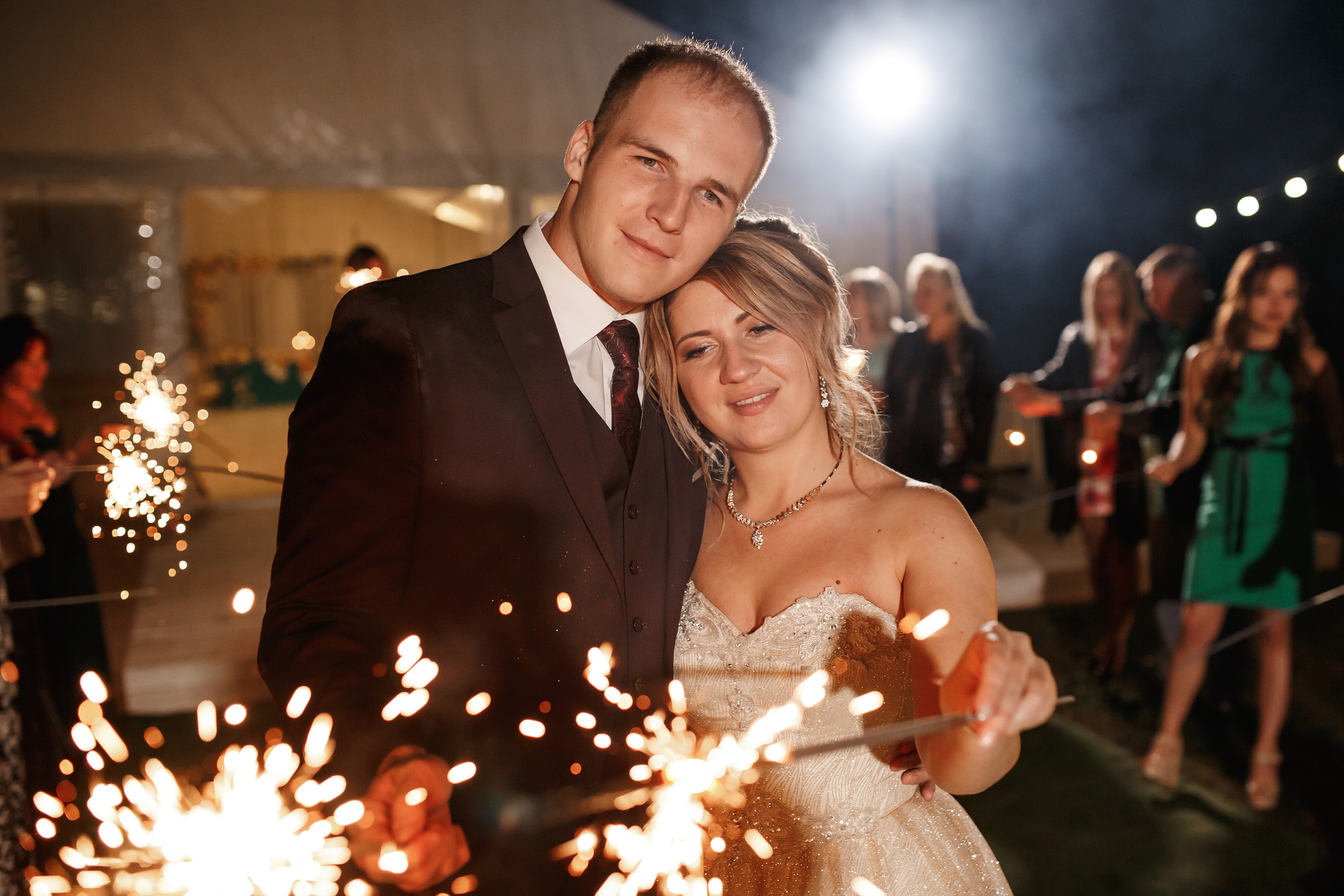 Анонс свадебного дня Юра и Елена. Свадебный фотограф Колесников Антон