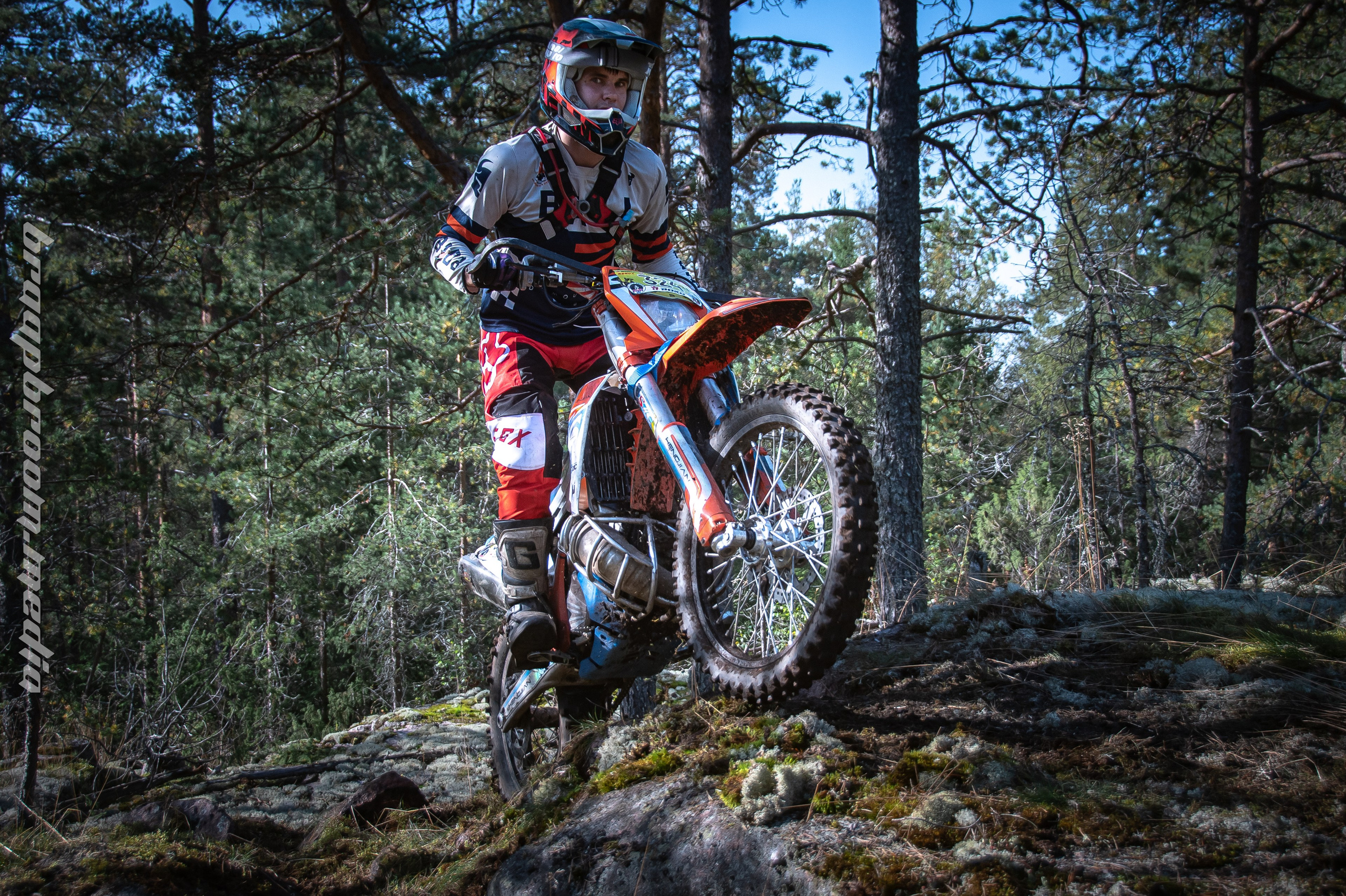 Hard Enduro. BraapBroom Media Group