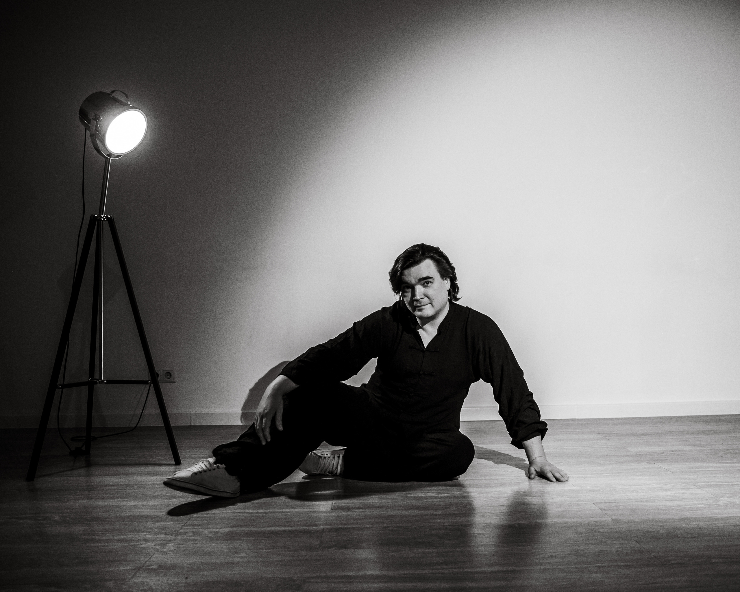 Мастер цигун Роман. Визуальный художник Лиана Даренская, Москва