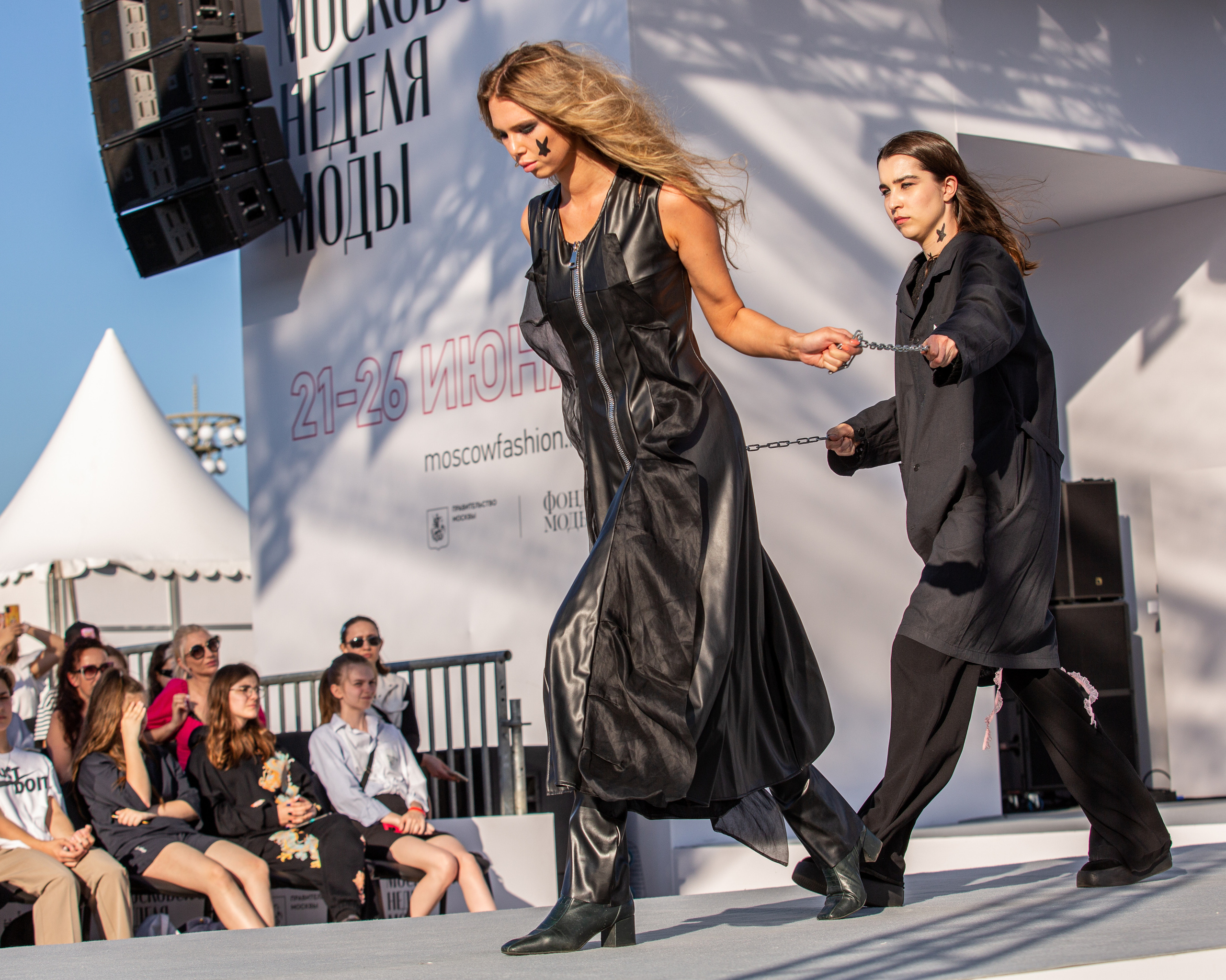 Moscow Fashion Week. Denis DETALOV. Visual artist, photographer Liana Darenskaya, Moscow