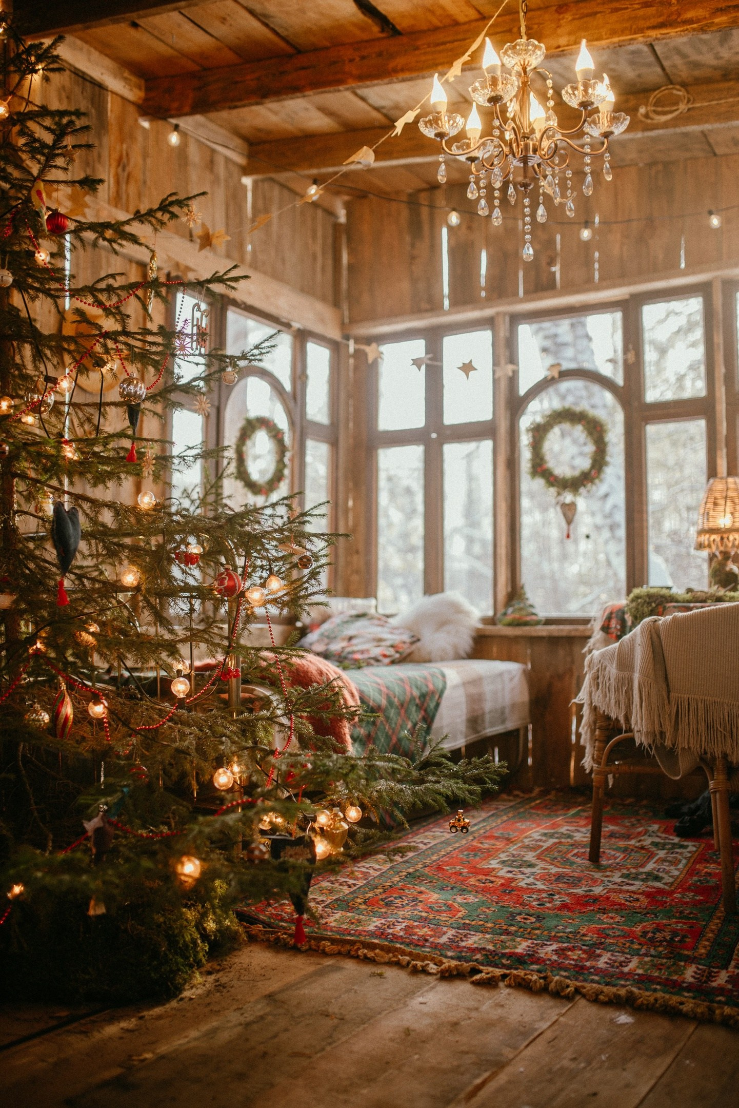 Фотостудии с новогодним интерьером 2024-2025. Детский и семейный фотограф в Екатеринбурге