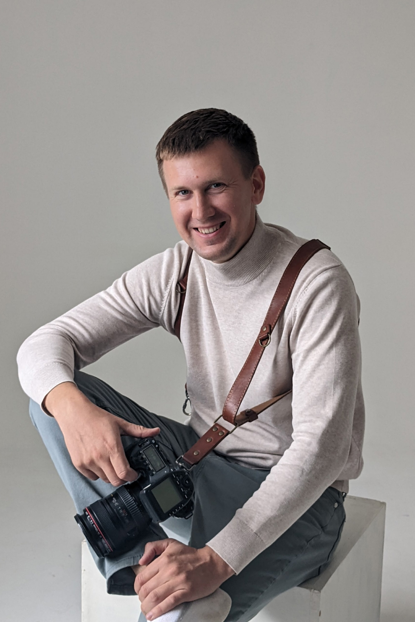 Контакты. Фотограф Иван Богданов Москва Волгоград Камышин